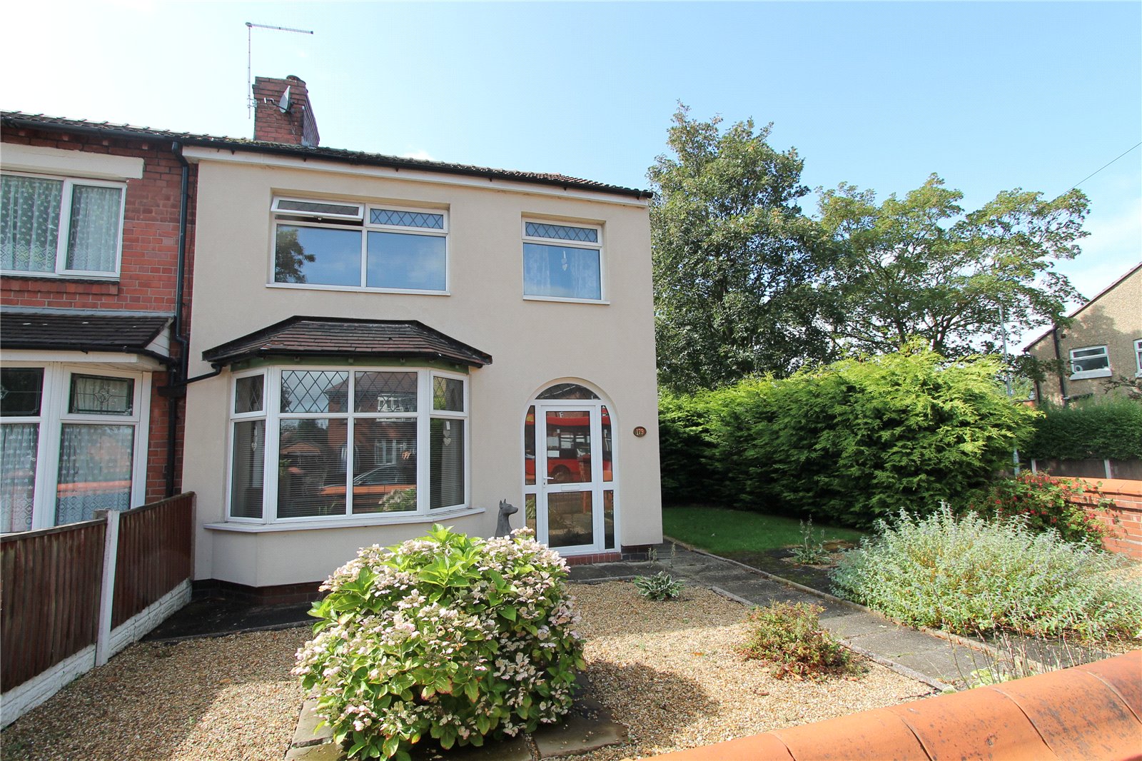 Whitegates Crewe 3 bedroom House For Sale in Middlewich Street, Crewe
