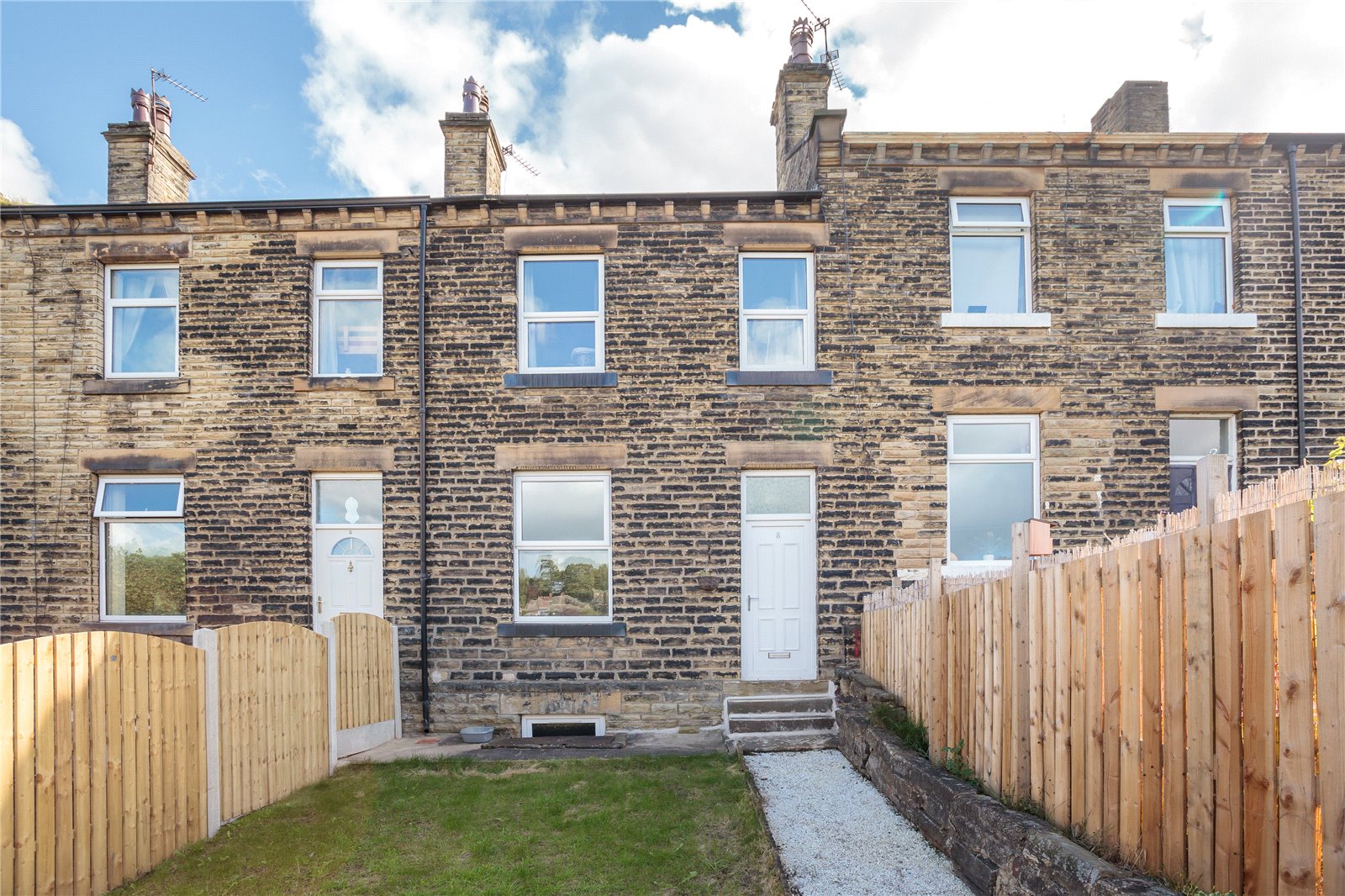 Whitegates Dewsbury 2 bedroom House SSTC in North View Terrace, Halifax