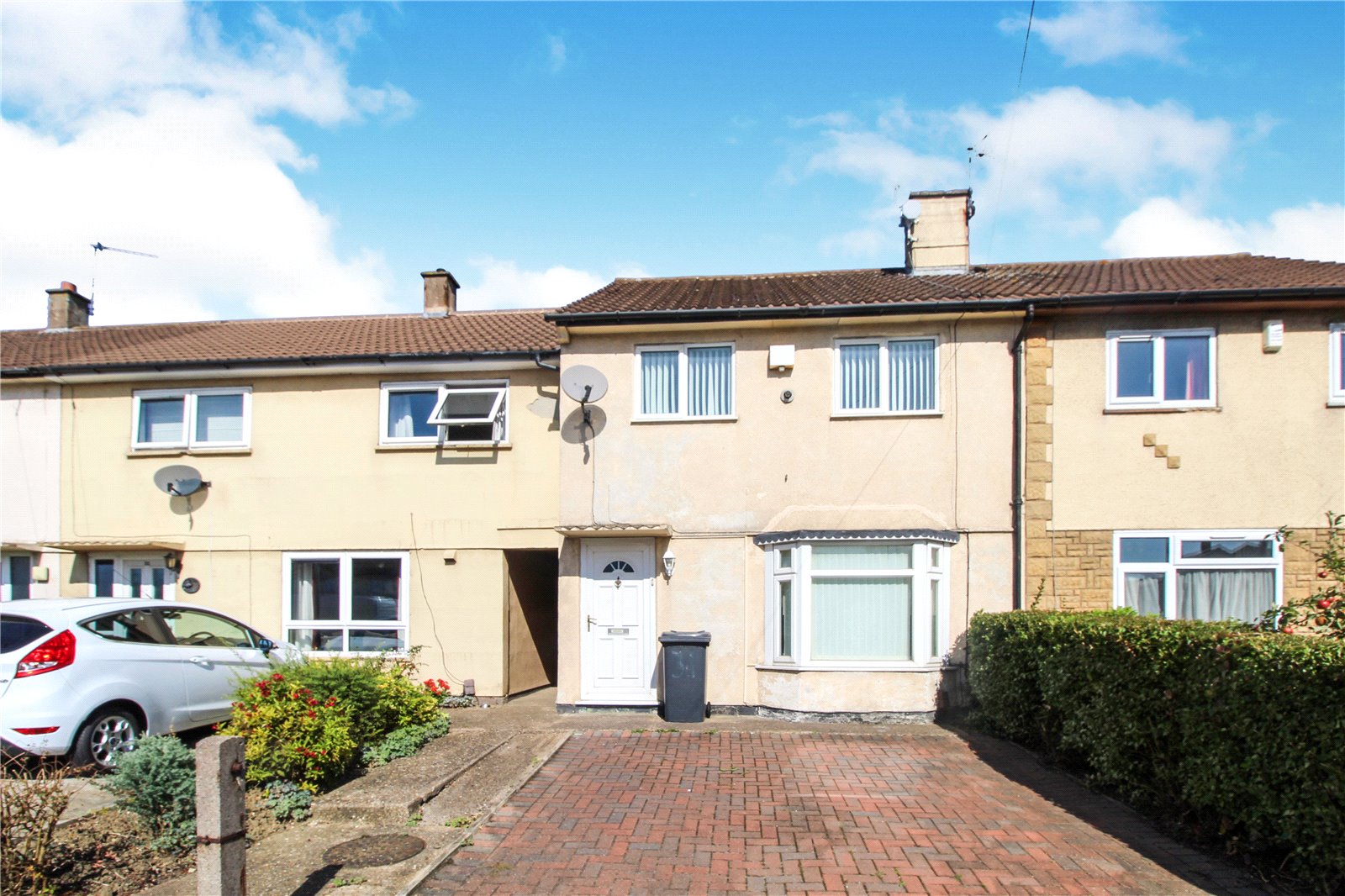 Whitegates Leicester 3 bedroom House SSTC in Holderness Road, Leicester