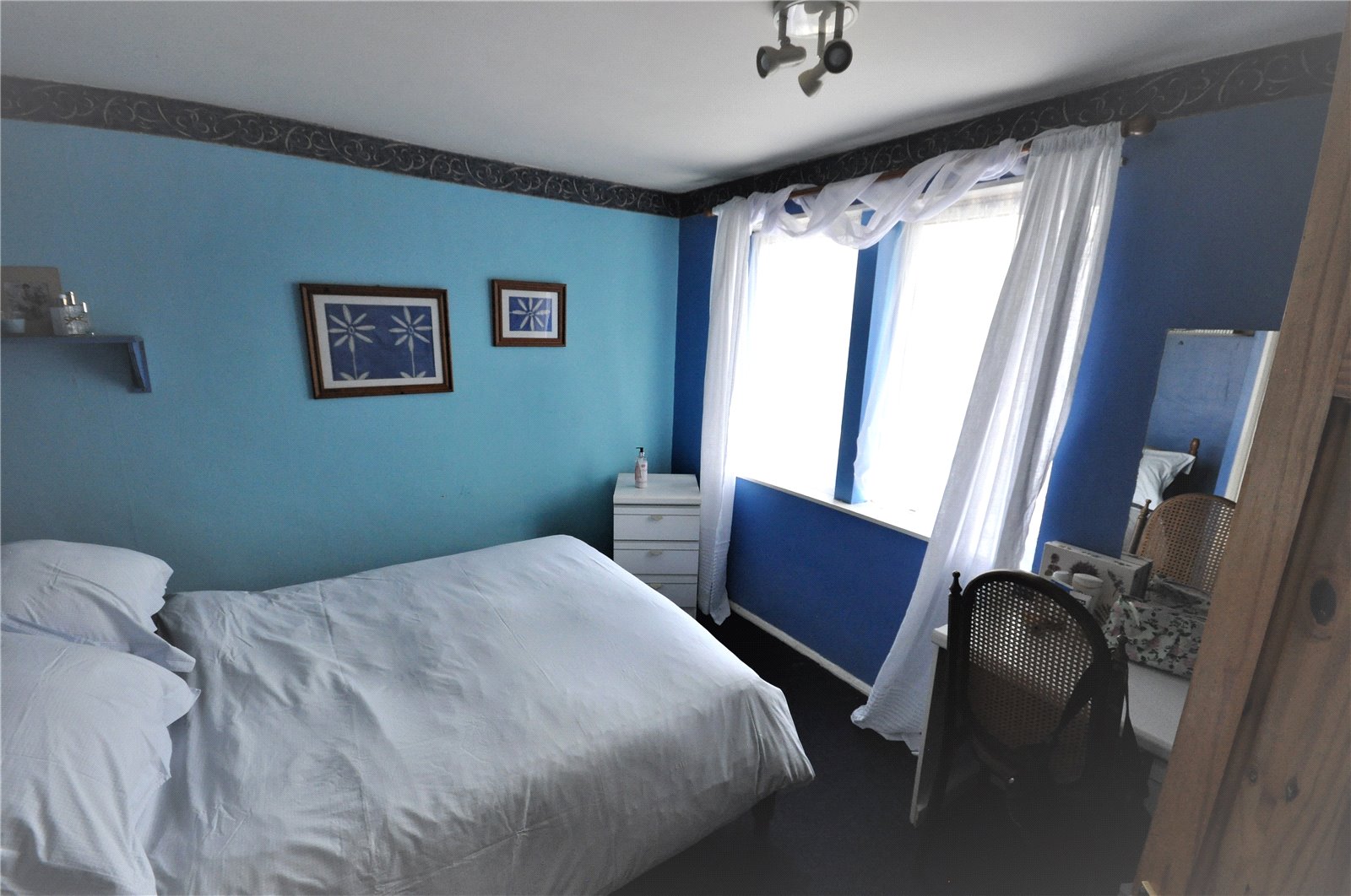 Swindon House For 3 Sale Bedroom