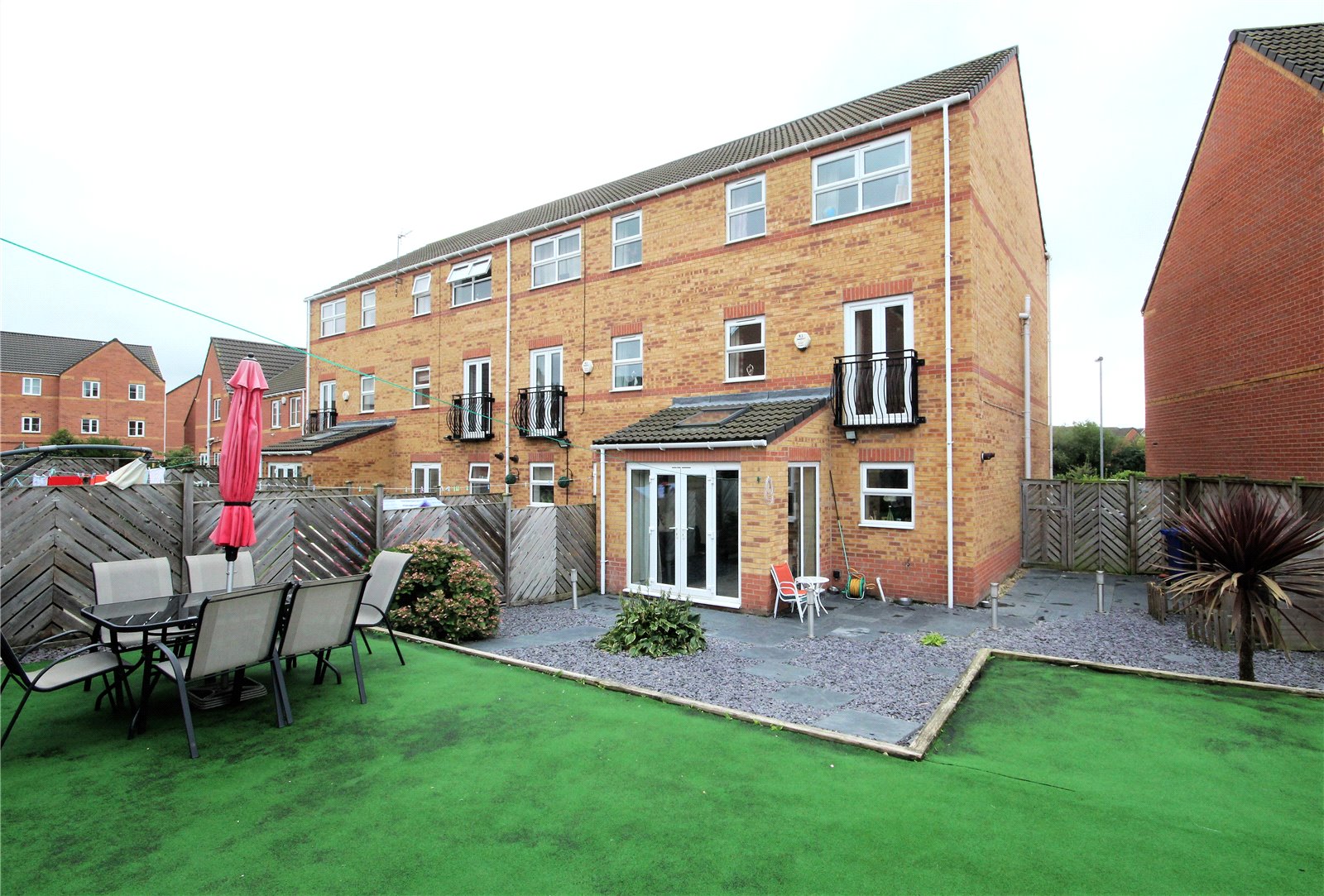 Whitegates Barnsley 4 bedroom House SSTC in Eshlands Brook, Monk Bretton, Barnsley