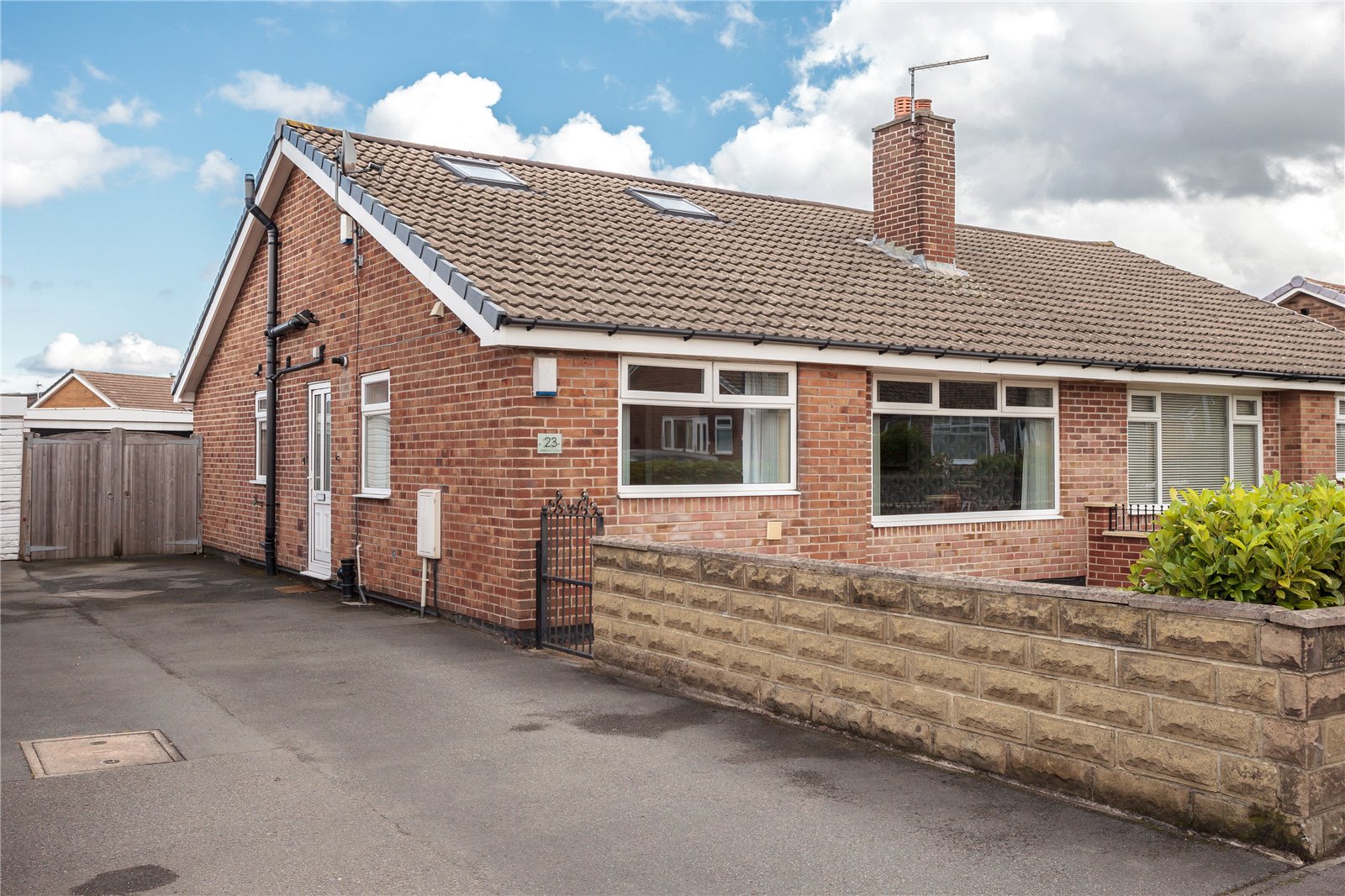 Whitegates Dewsbury 4 bedroom Bungalow For Sale in Willerton Close
