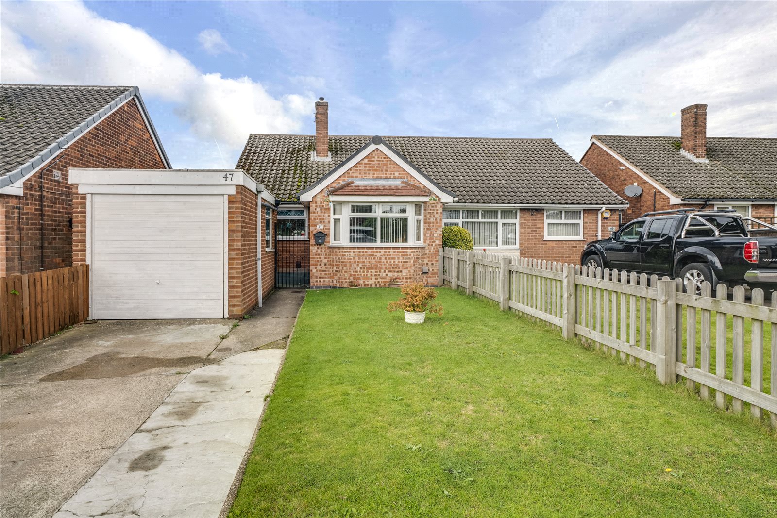 Whitegates Mansfield 3 bedroom Bungalow SSTC in Hardwick Avenue, Skegby