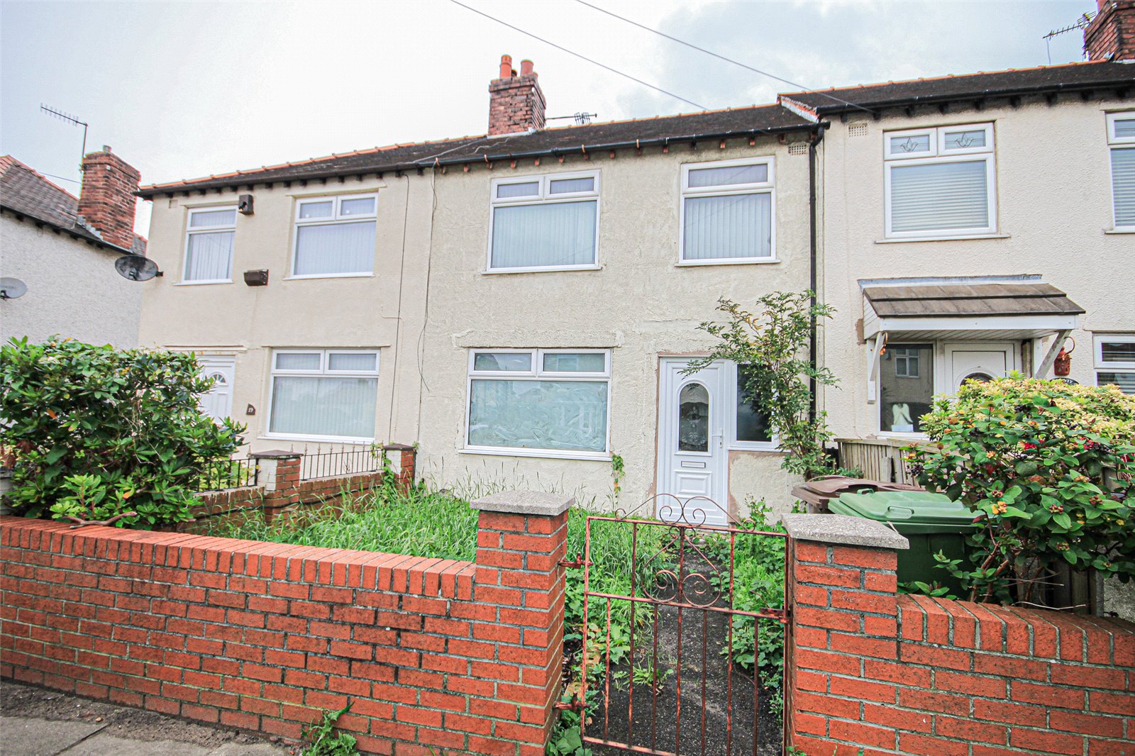 Whitegates Bootle 3 bedroom House SSTC in Keir Hardie Avenue, Bootle