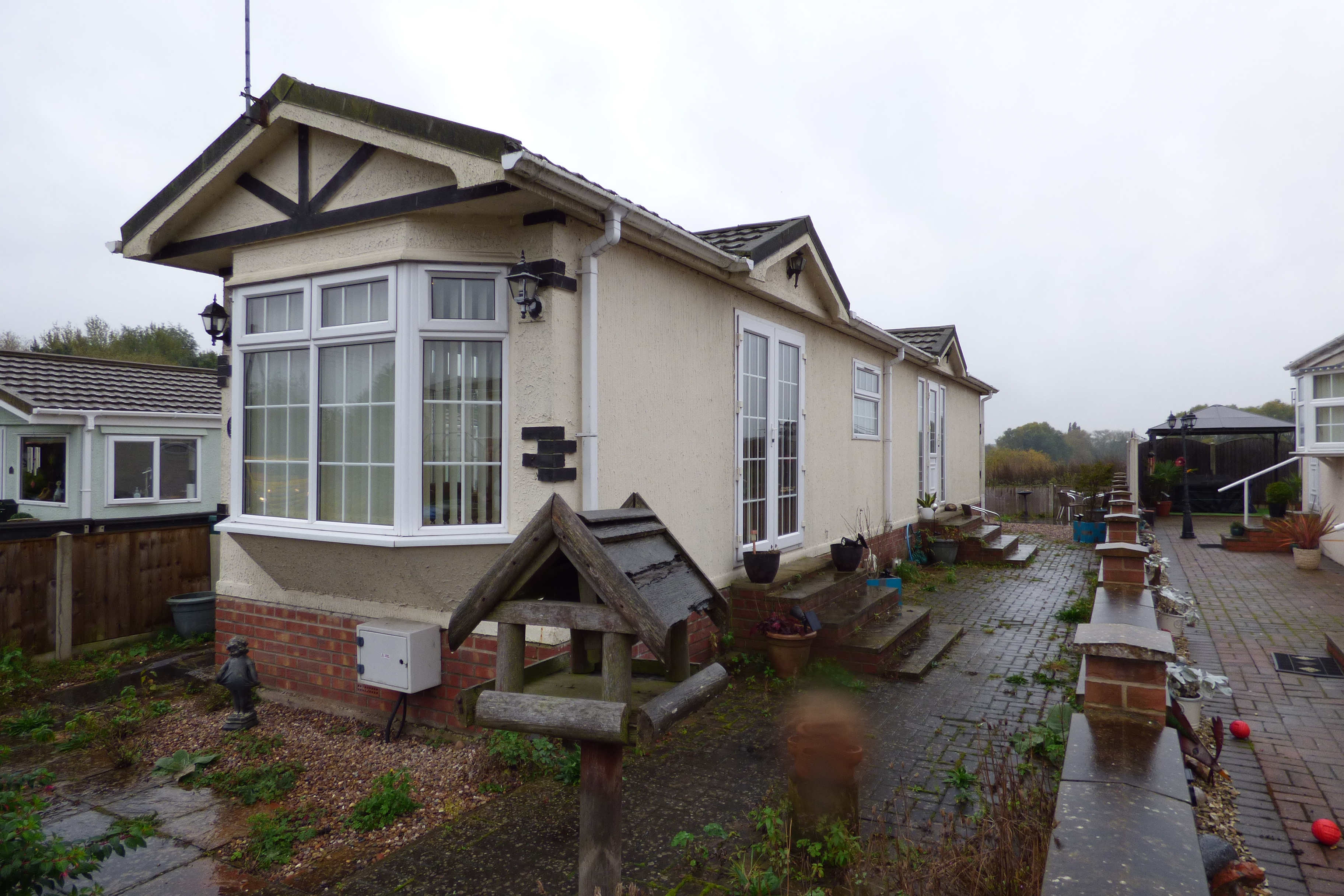 Whitegates Doncaster 2 bedroom House SSTC in Five Acres, Gibbet Hill Lane, Scrooby