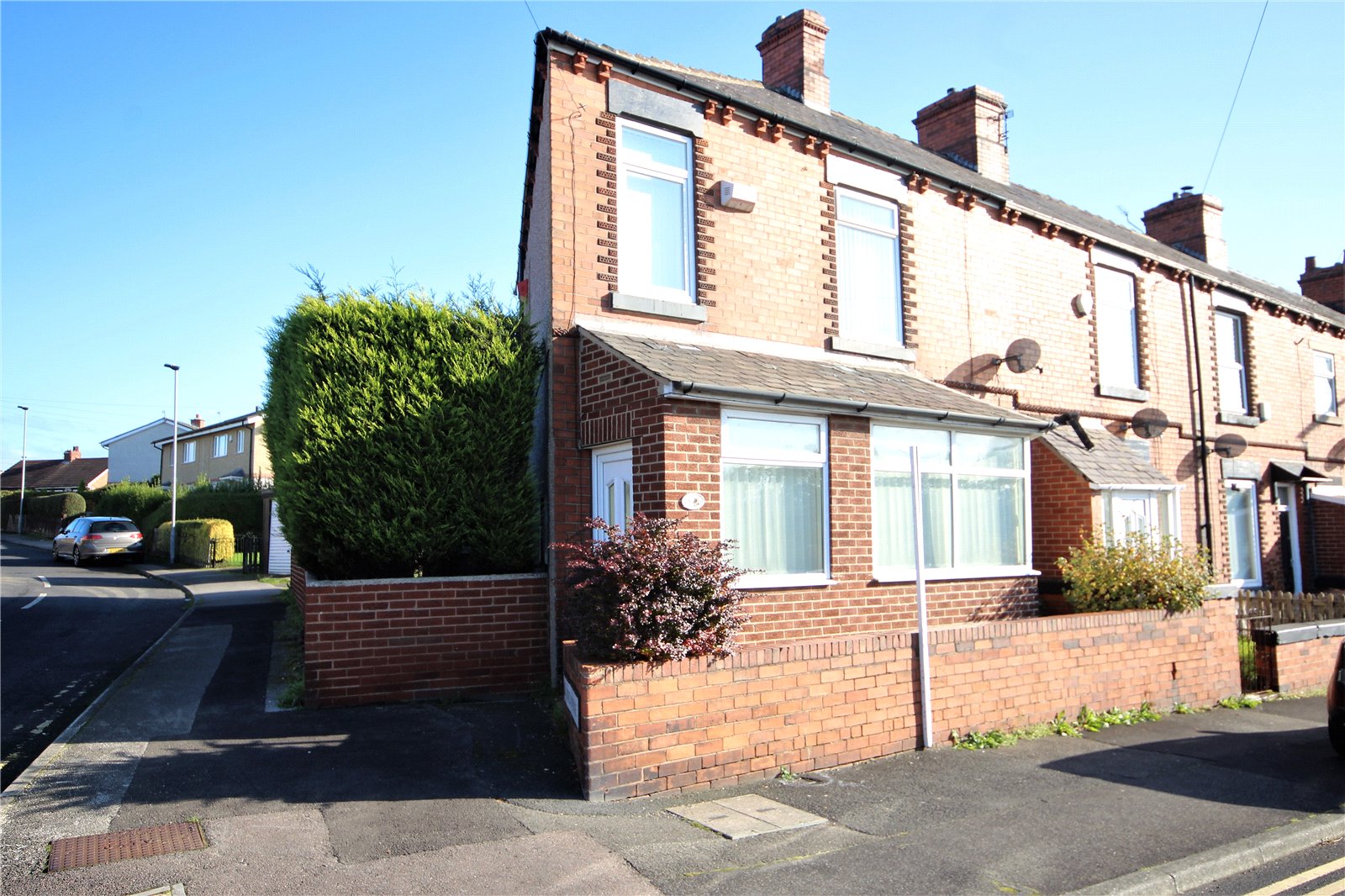 Whitegates Barnsley 3 bedroom House SSTC in Windmill Road, Wombwell