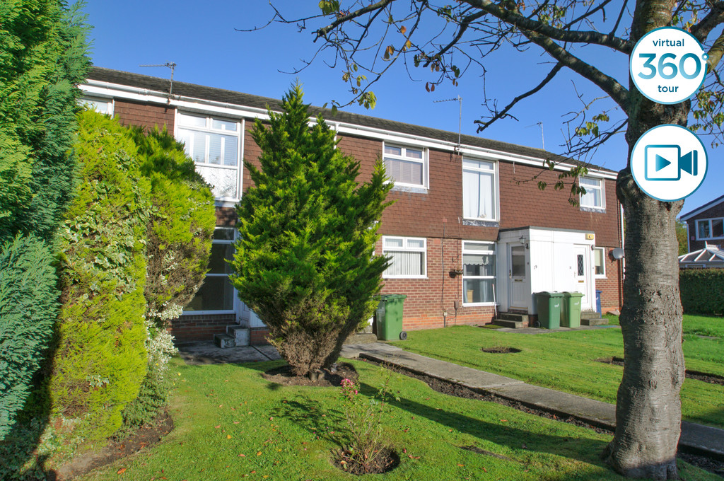 Martin & Co Sunderland 2 bedroom Ground Floor Flat SSTC in Manston