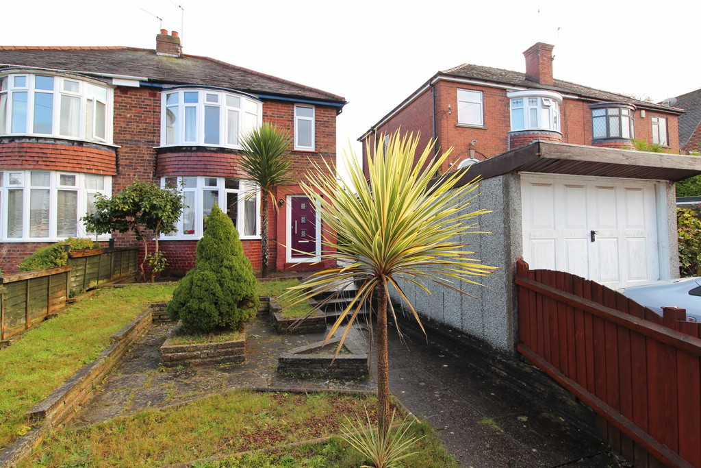 Martin & Co Gainsborough 3 bedroom SemiDetached House Let in