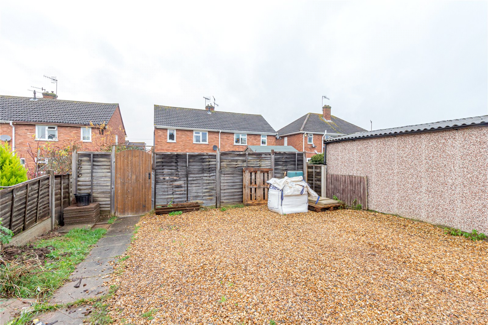 CJ Hole Worcester 3 bedroom House For Sale in Ronkswood Hill, Worcester