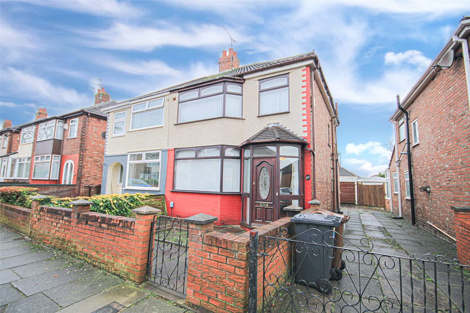 Whitegates Bootle 3 bedroom House For Sale in Hawkshead Drive, Litherland