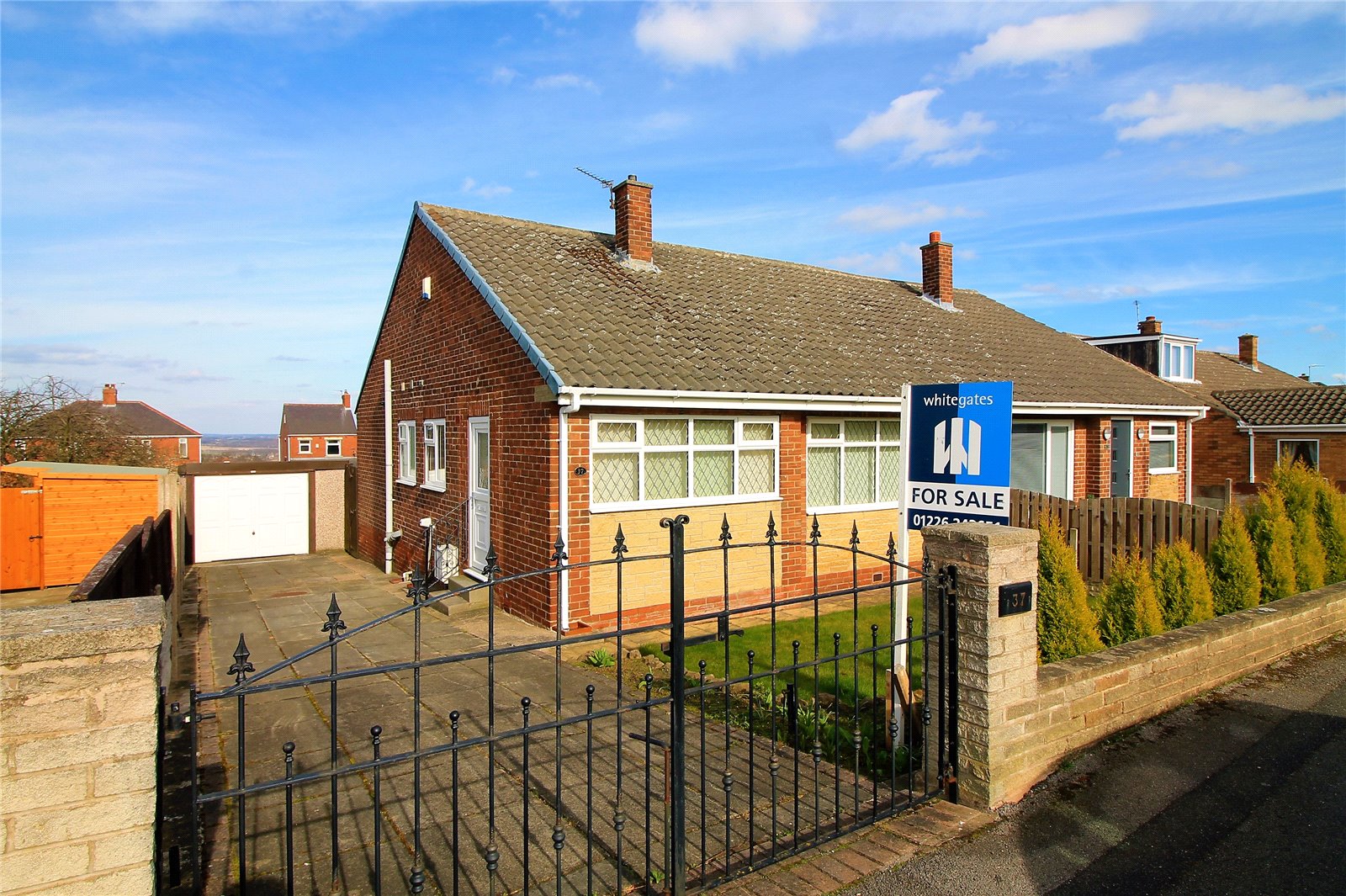Whitegates Barnsley 2 bedroom Bungalow SSTC in Edgehill Road, Staincross, Barnsley