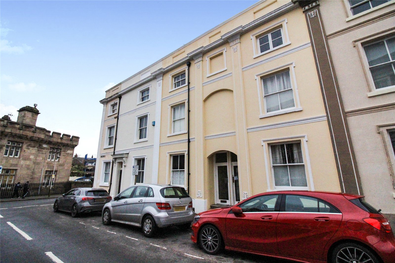 Whitegates Leicester 4 bedroom House SSTC in Upper King Street