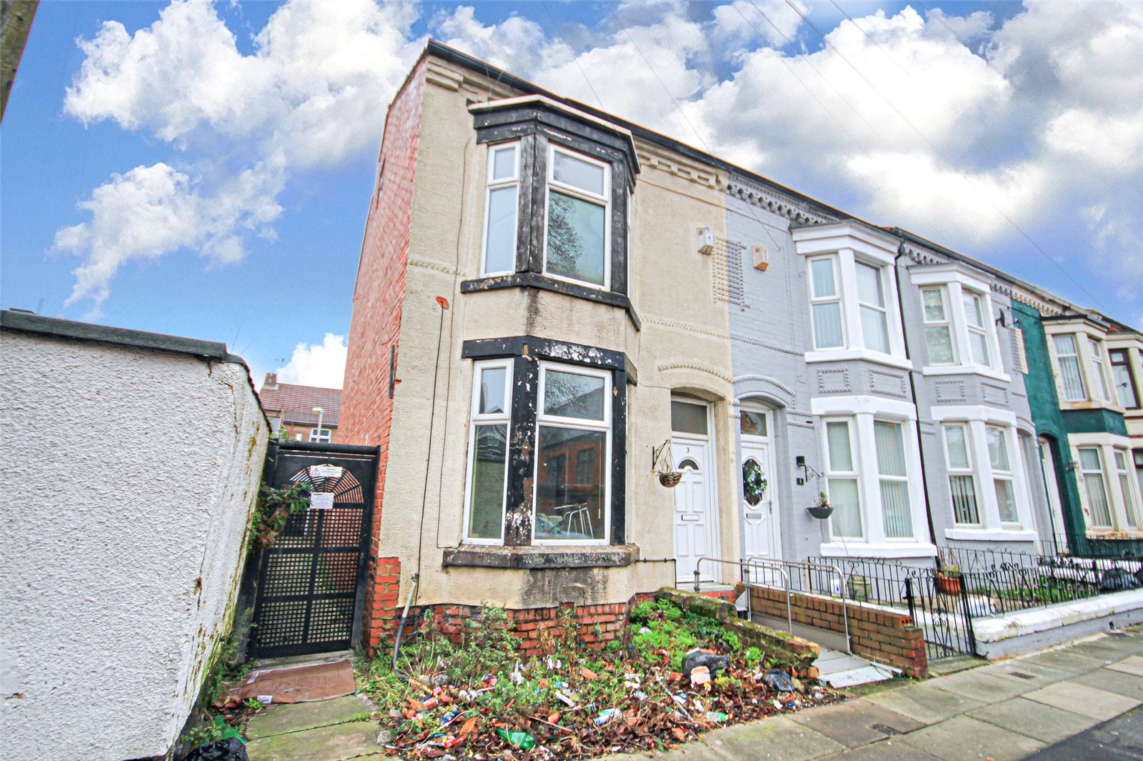 Whitegates Bootle 4 bedroom House SSTC in Clare Road, Bootle