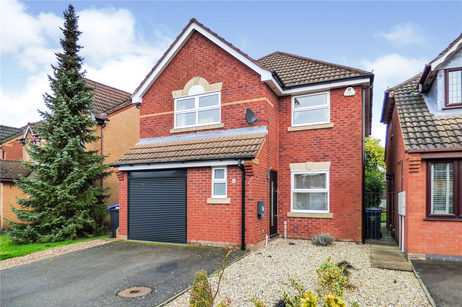 Whitegates Broughton Astley 3 bedroom House For Sale in Glean Close, Broughton Astley, Leicester