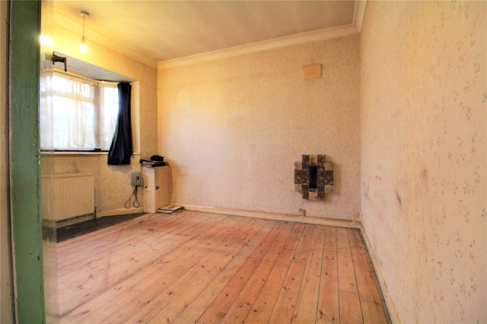 Parkers Woodley 2 bedroom Bungalow SSTC in Woodlands Avenue, Woodley