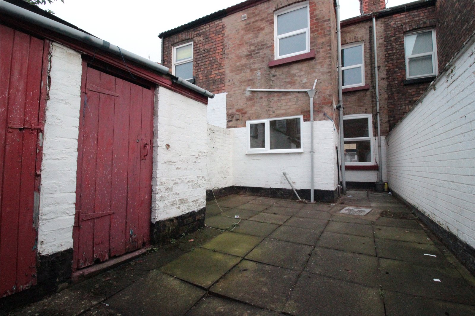 Whitegates Woolton 2 bedroom House Let Agreed in Clifton Street