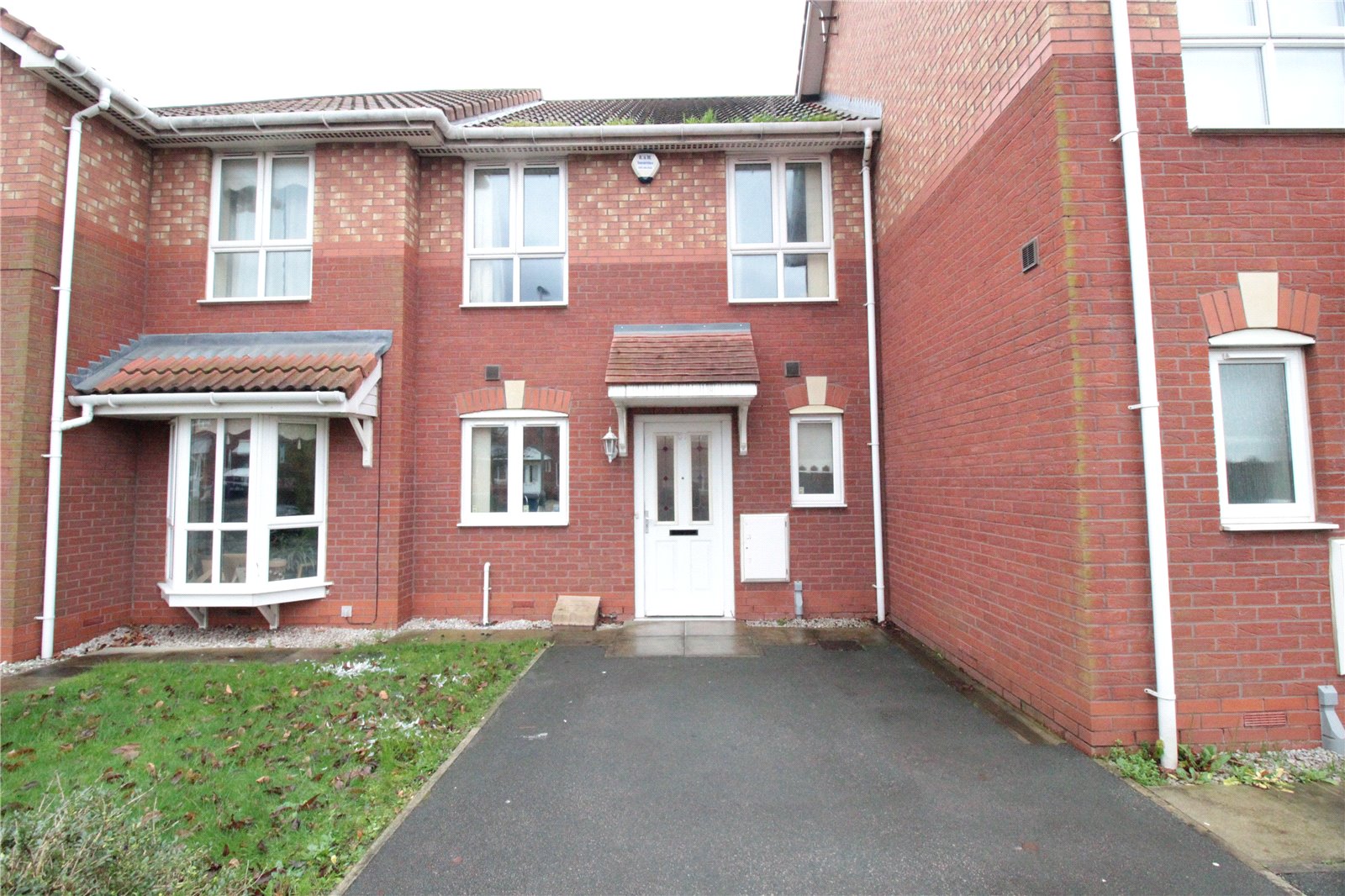 Whitegates Woolton 3 bedroom House SSTC in Harbour Drive, Liverpool