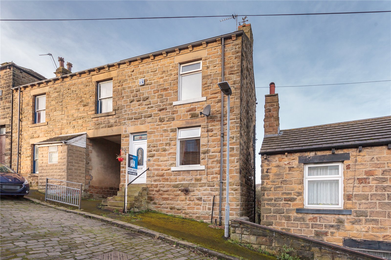 Whitegates Dewsbury 2 bedroom House For Sale in Newgate Street, Hanging
