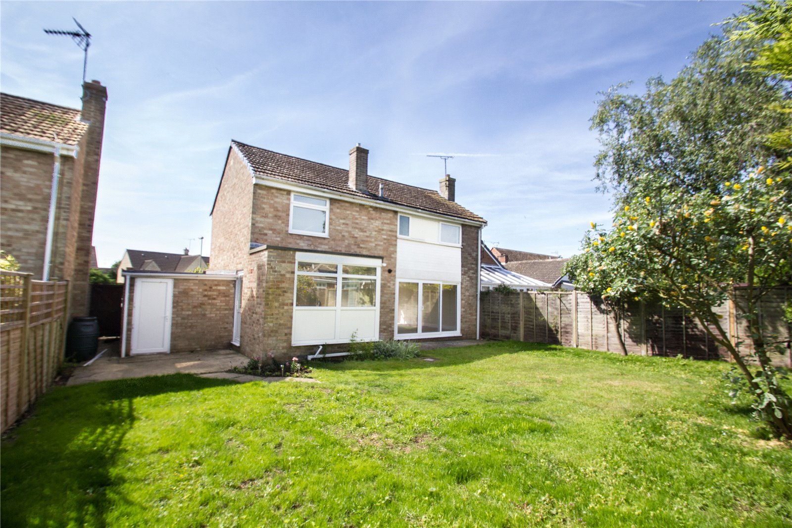 Parkers Witney 3 bedroom House Let Agreed in Early Road, Witney