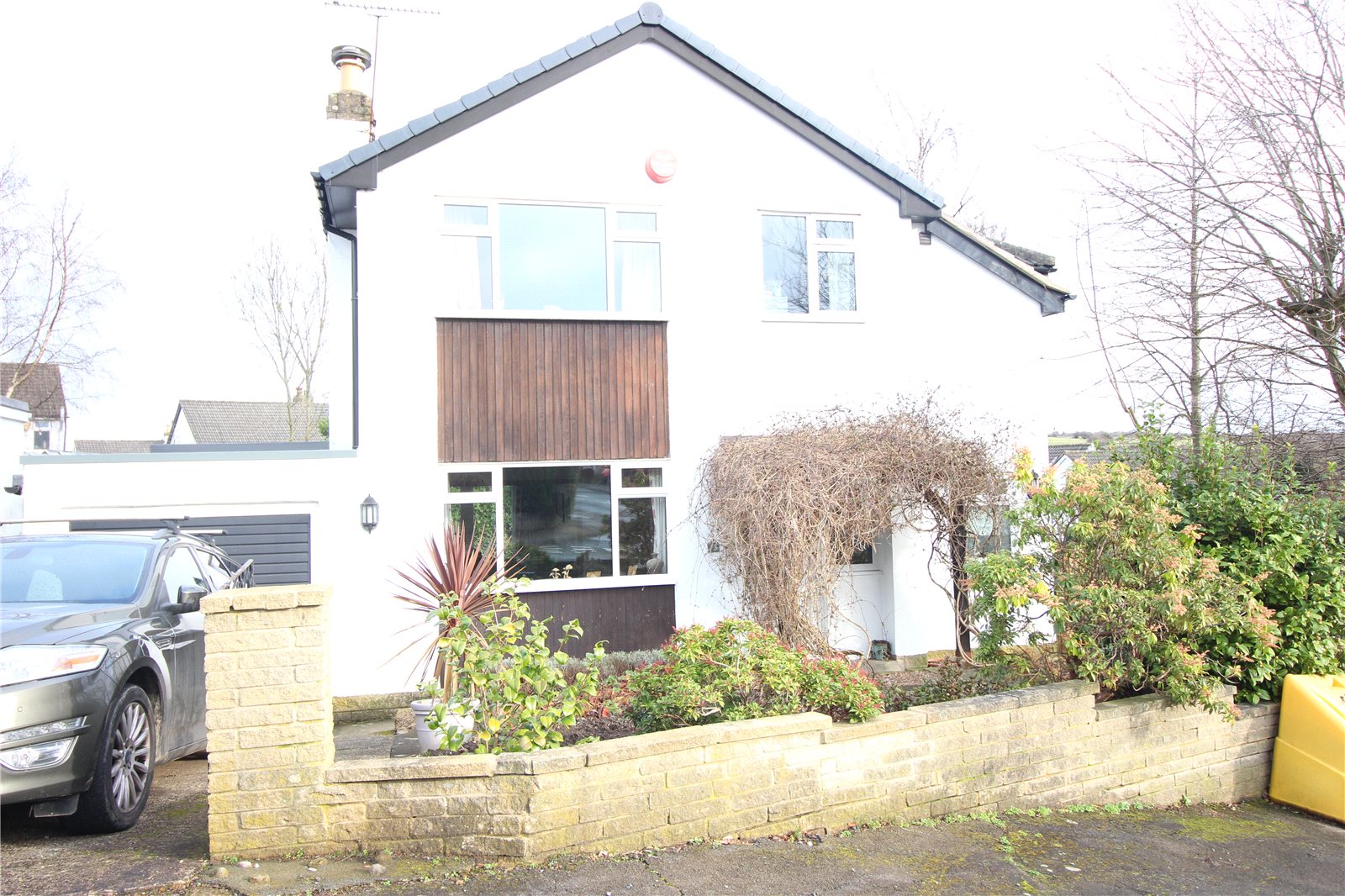 Whitegates Brighouse 4 bedroom House For Sale in Bracken Road, Brighouse
