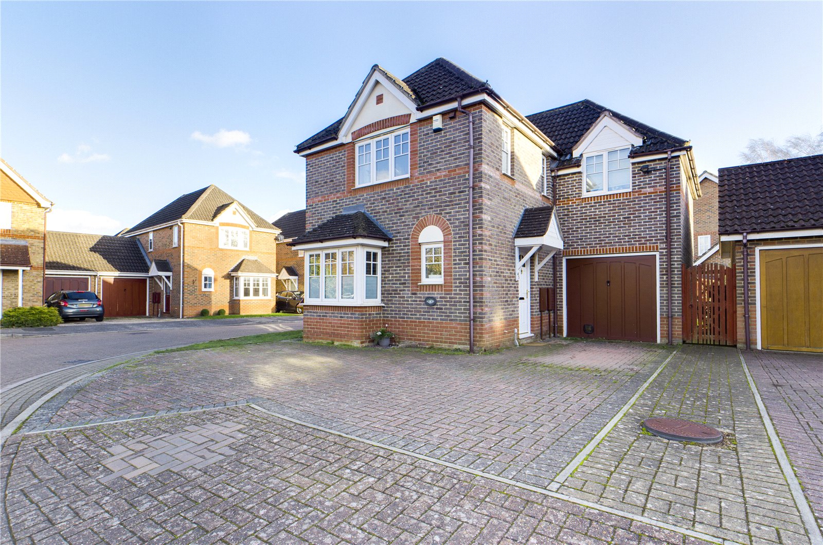 Parkers Theale 4 bedroom House SSTC in Mallard Way, Aldermaston, Reading