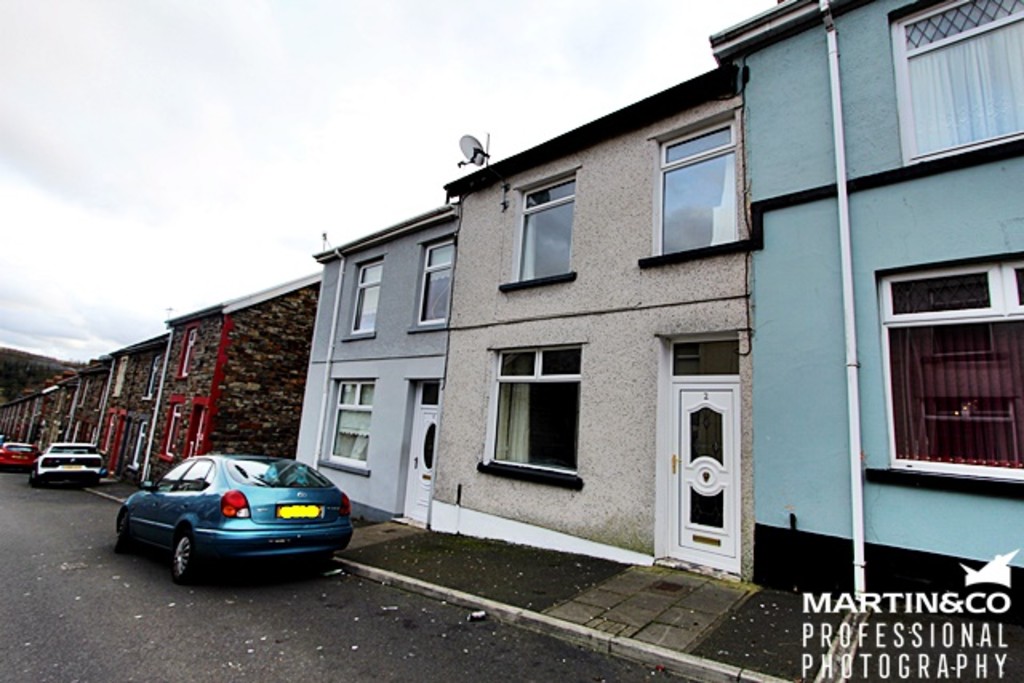Martin & Co Merthyr Tydfil 3 bedroom Terraced House SSTC in Tanybryn