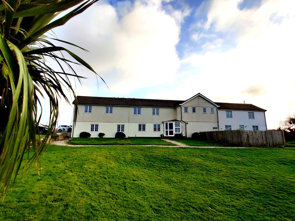 Martin & Co Truro 3 bedroom Terraced House For Sale in Marazion