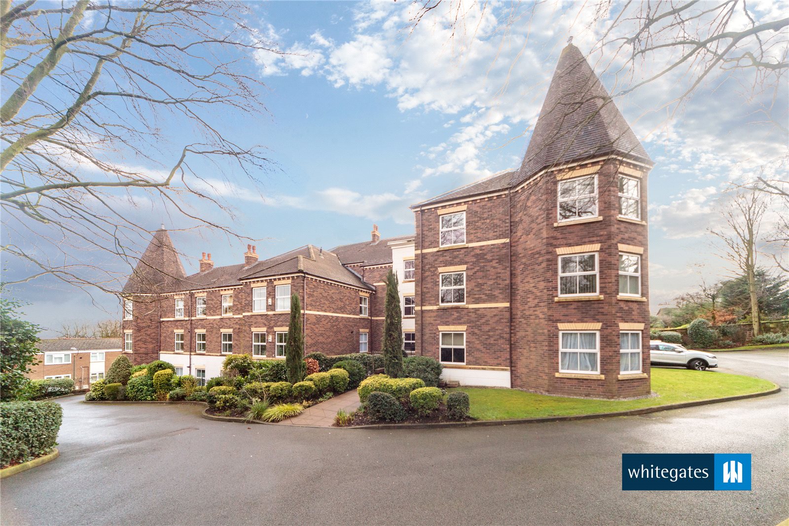 Whitegates Woolton 2 bedroom Flat For Sale in Byron Court, Woolton