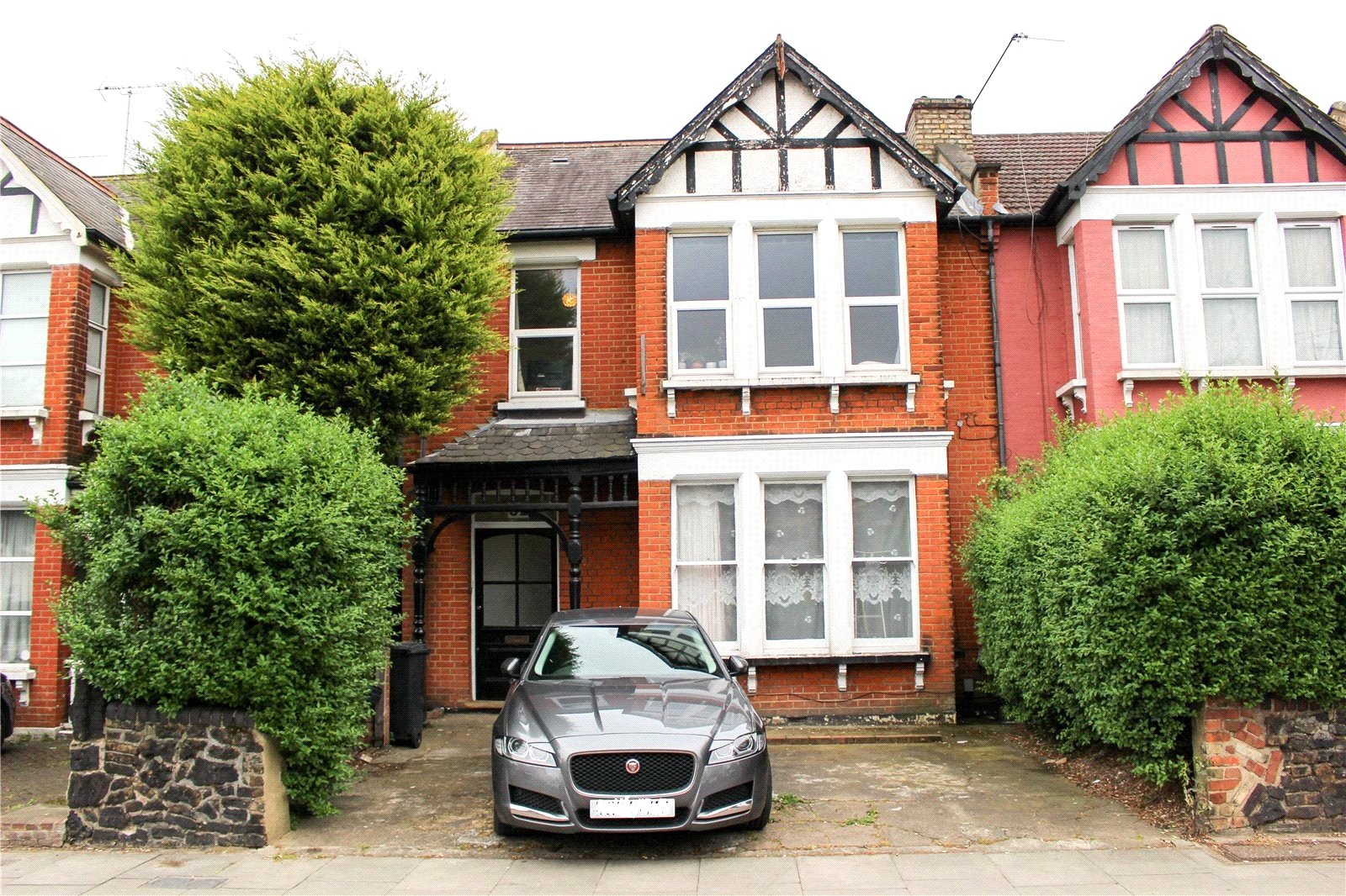 Ellis & Co Bounds Green 2 bedroom Flat Let Agreed in Brownlow Road, London