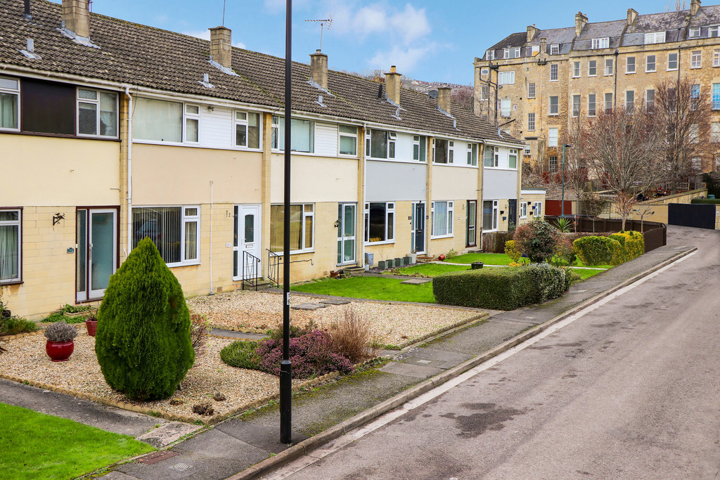 Martin & Co Bath 3 bedroom Terraced House SSTC in Ringswell Gardens, Bath