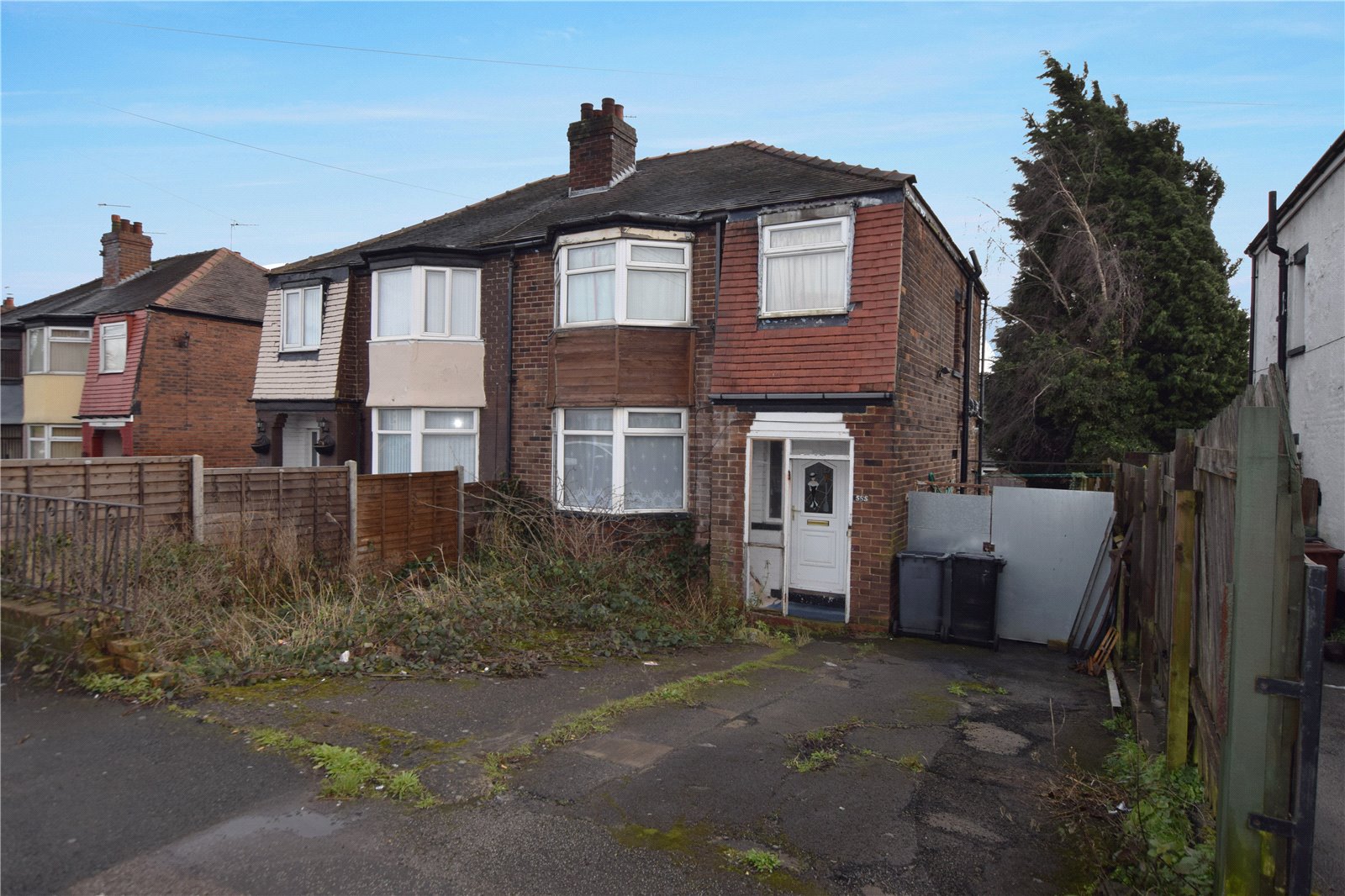 Whitegates South Leeds 3 bedroom House For Sale in Dewsbury Road, Leeds, West Yorkshire