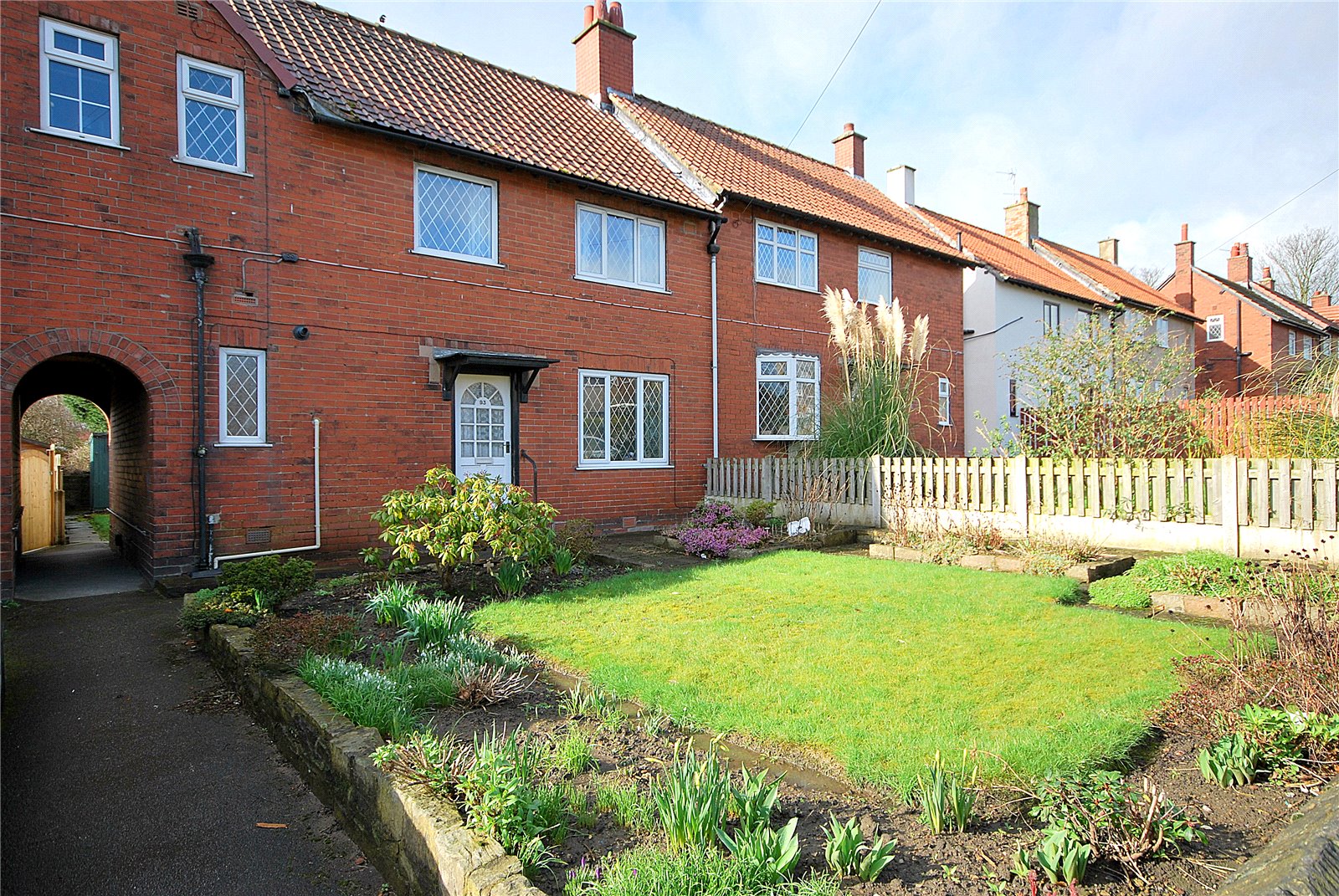 Whitegates Mirfield 3 Bedroom House Sstc In Greenside Road Mirfield