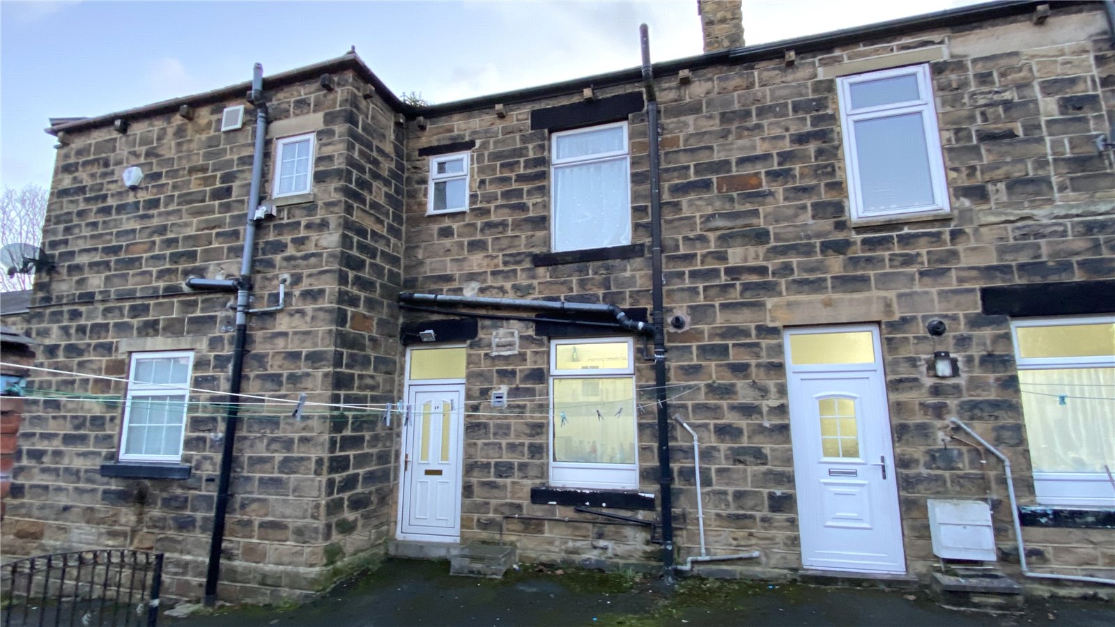 Whitegates Dewsbury 2 bedroom House For Sale in Surrey Street, Batley