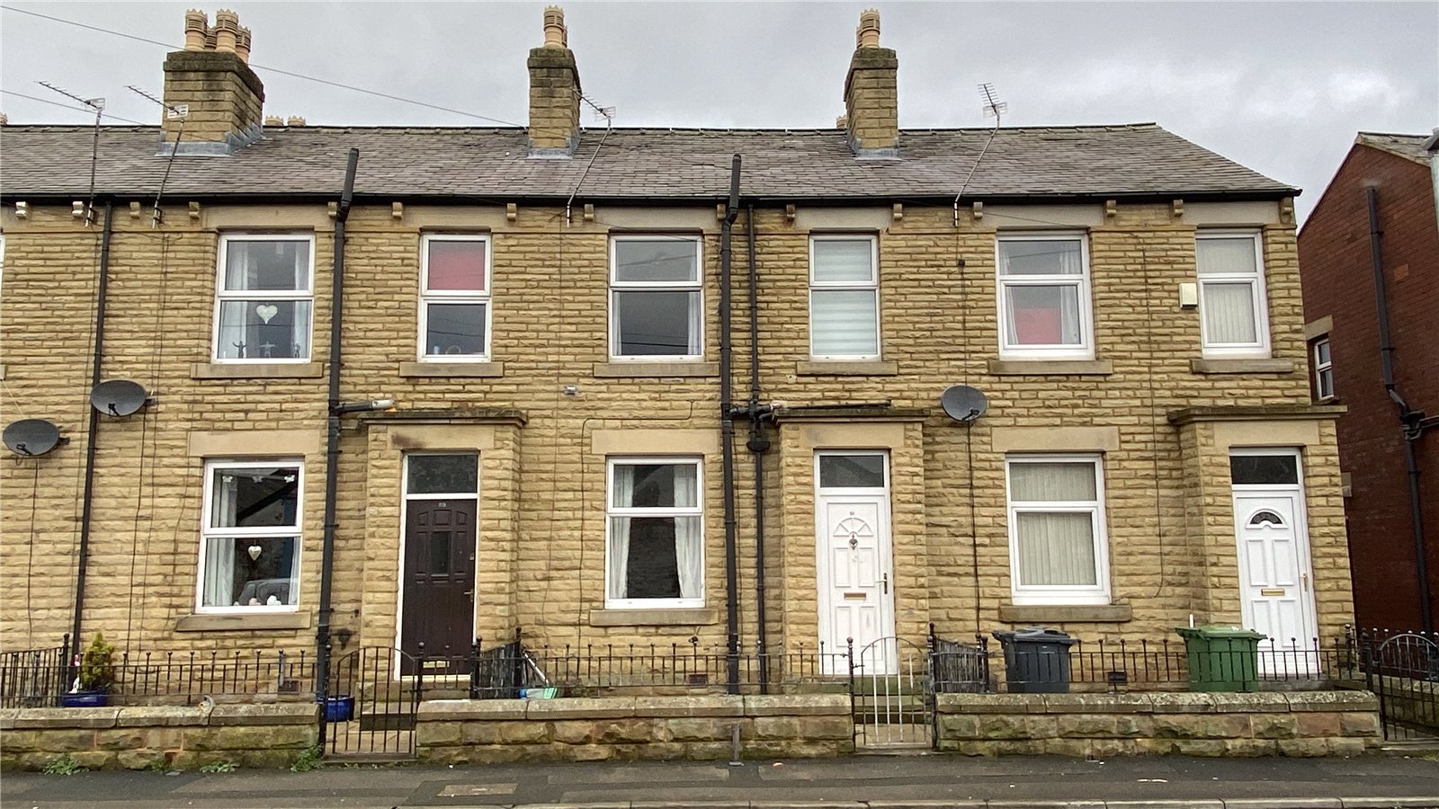 Whitegates Dewsbury 2 bedroom House For Sale in Clarkson Street