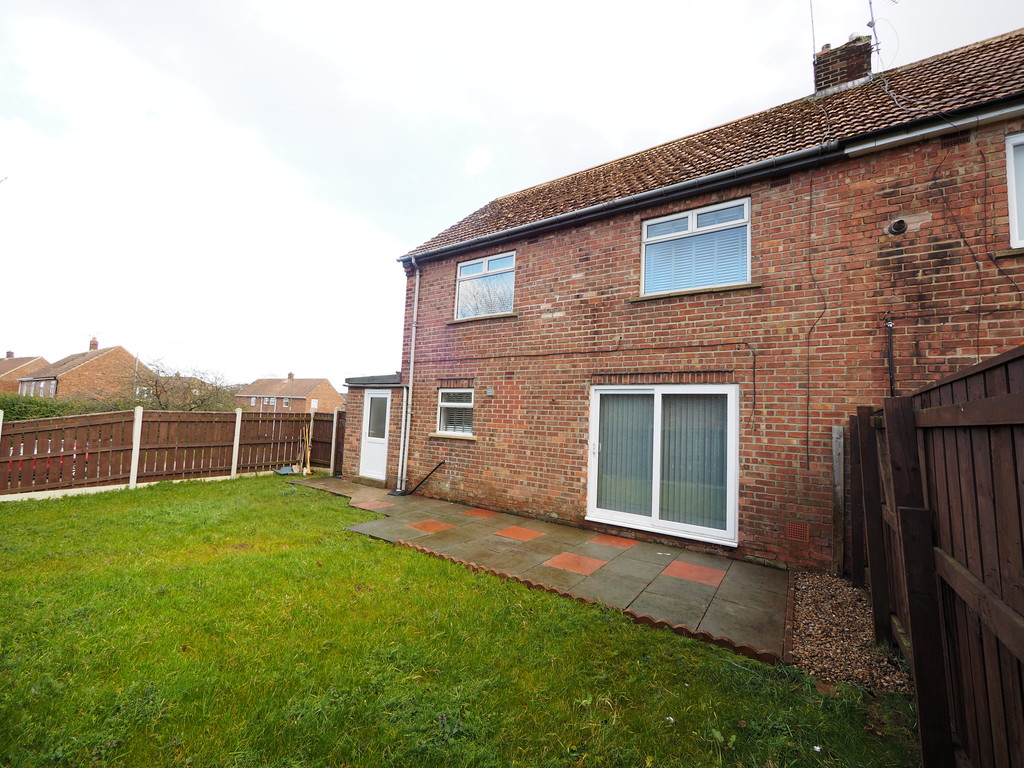 Martin & Co Guisborough 3 bedroom SemiDetached House Let in Woodhouse