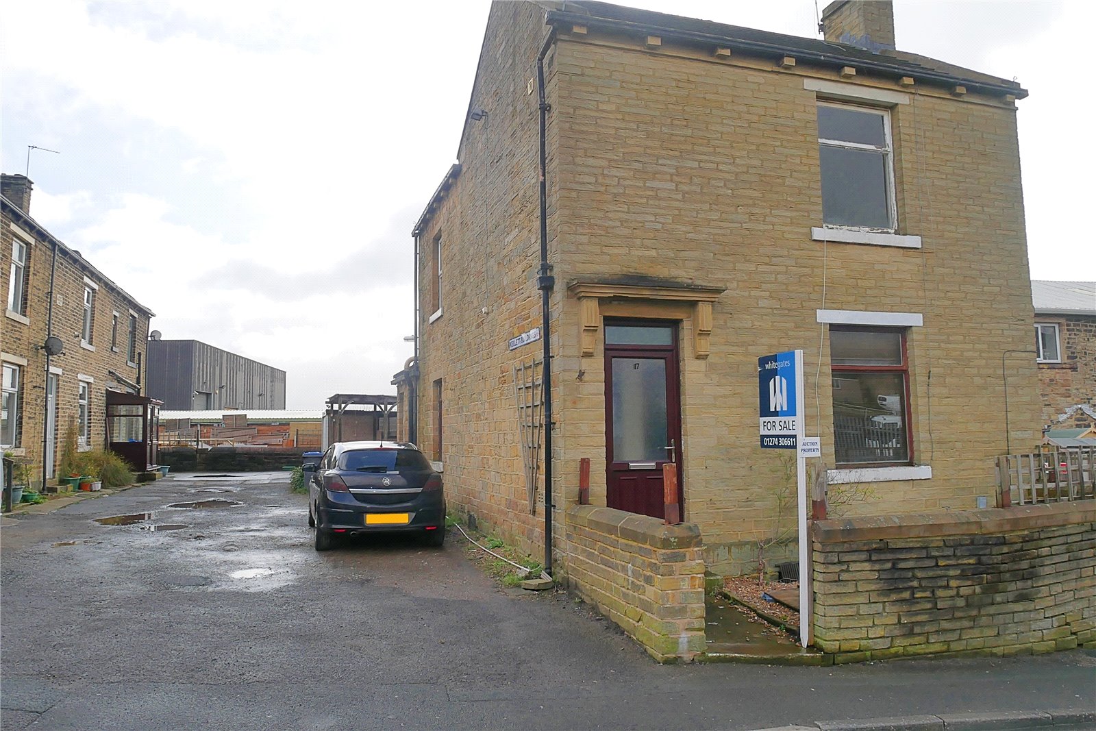 Whitegates Bradford 2 bedroom House For Sale in Carr Lane, Low Moor