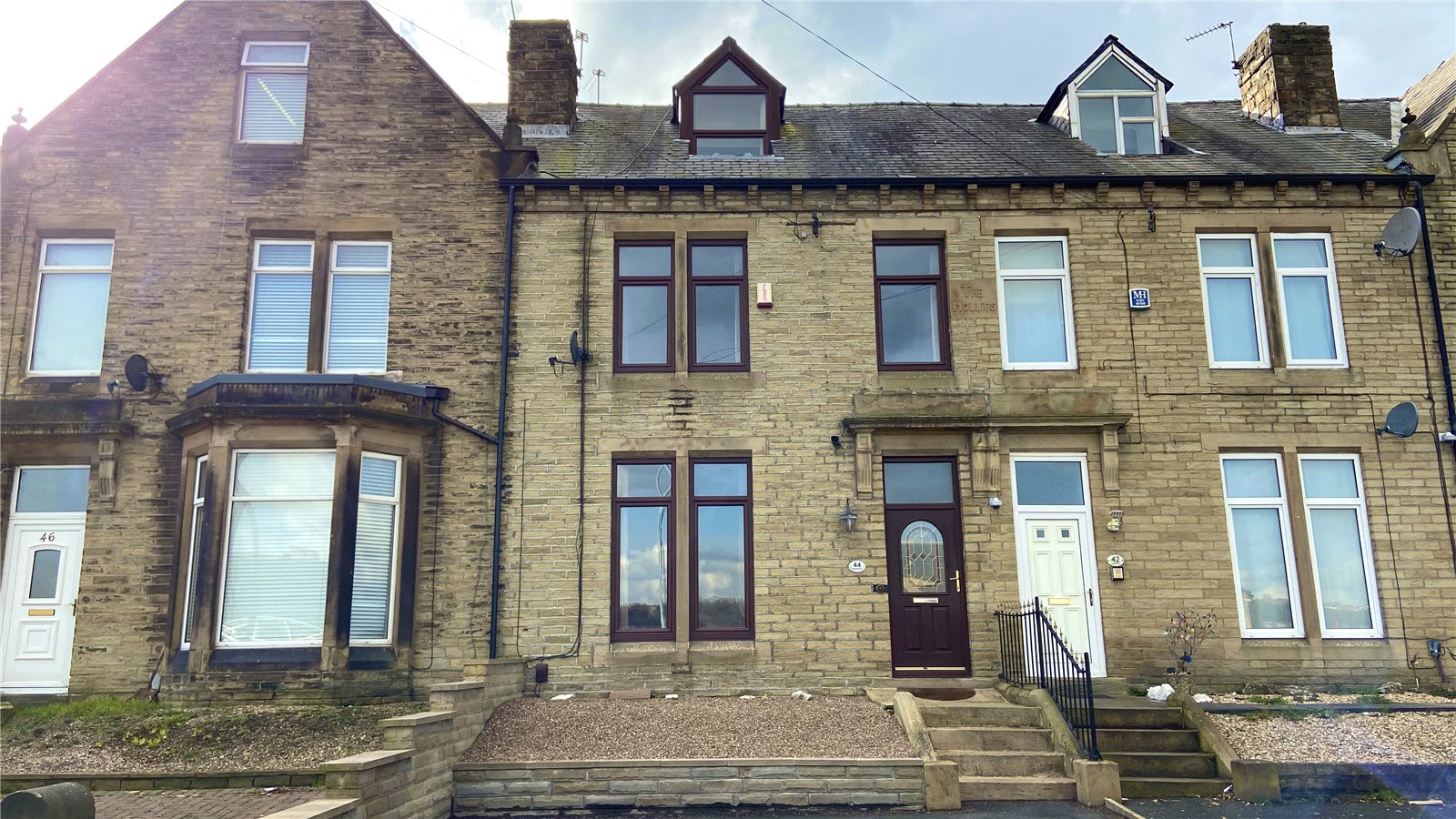 Whitegates Dewsbury 4 bedroom House For Sale in Headfield Road