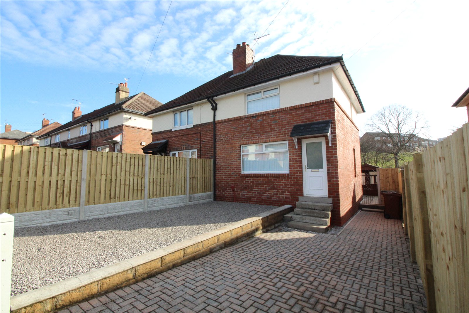 Whitegates Bramley 2 bedroom House For Sale in Greenthorpe Road, Leeds