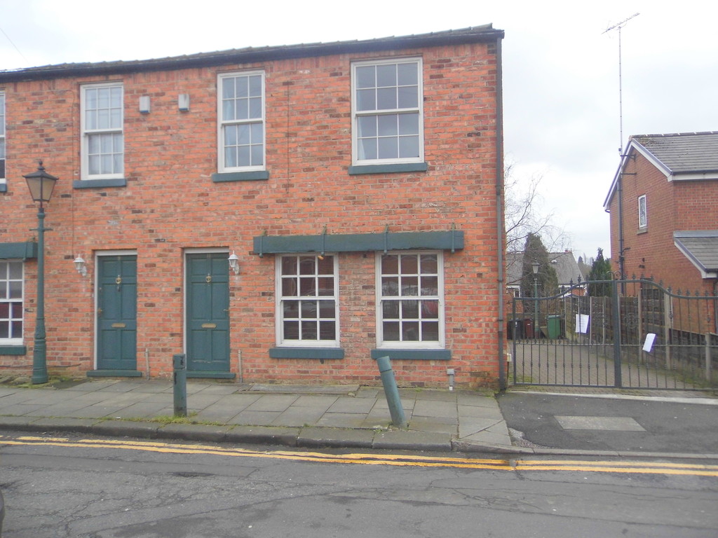 Martin & Co Manchester Prestwich 2 bedroom End of Terrace House Let in