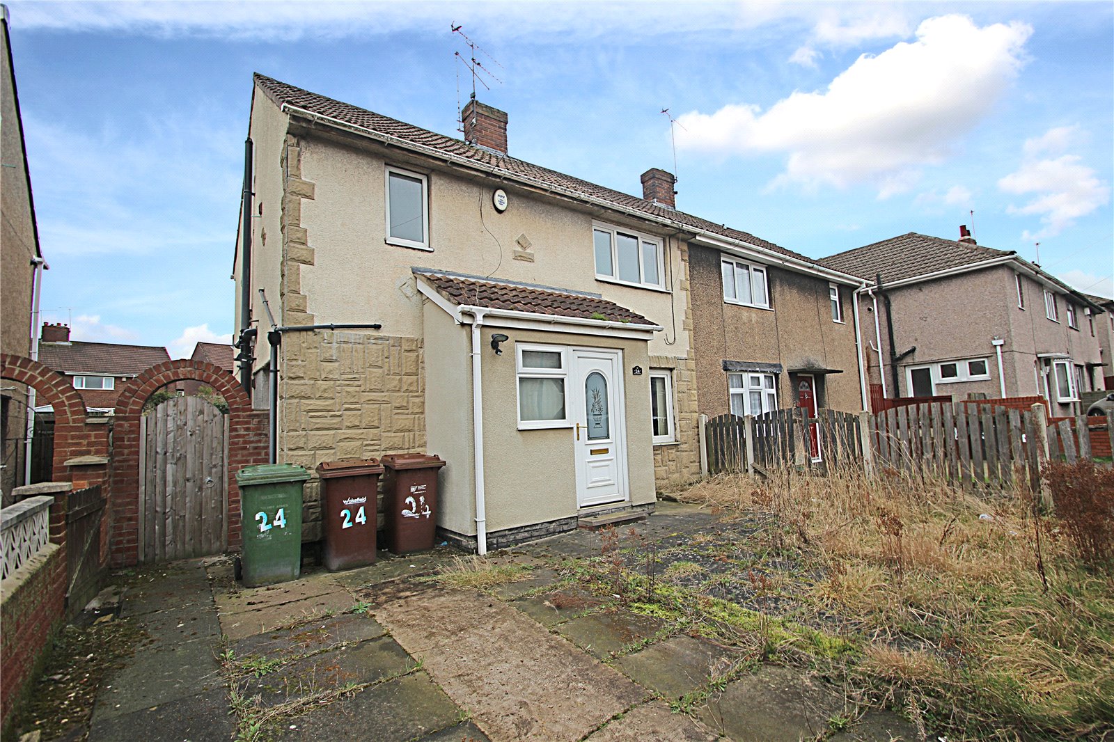 Whitegates Hemsworth 2 bedroom House For Sale in Church Mount, South