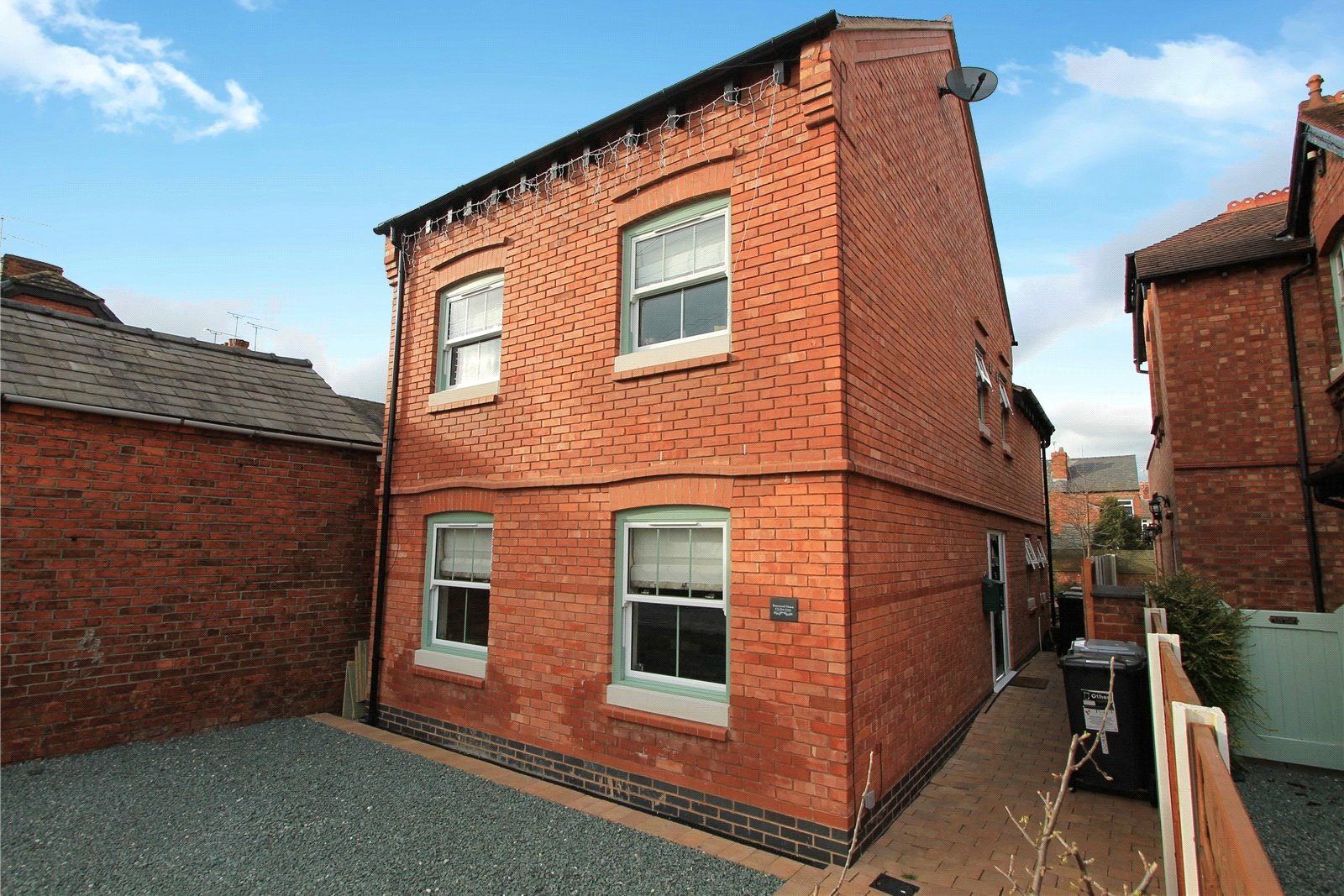 Whitegates Crewe 3 bedroom House For Sale in Mere Street, Haslington, Crewe