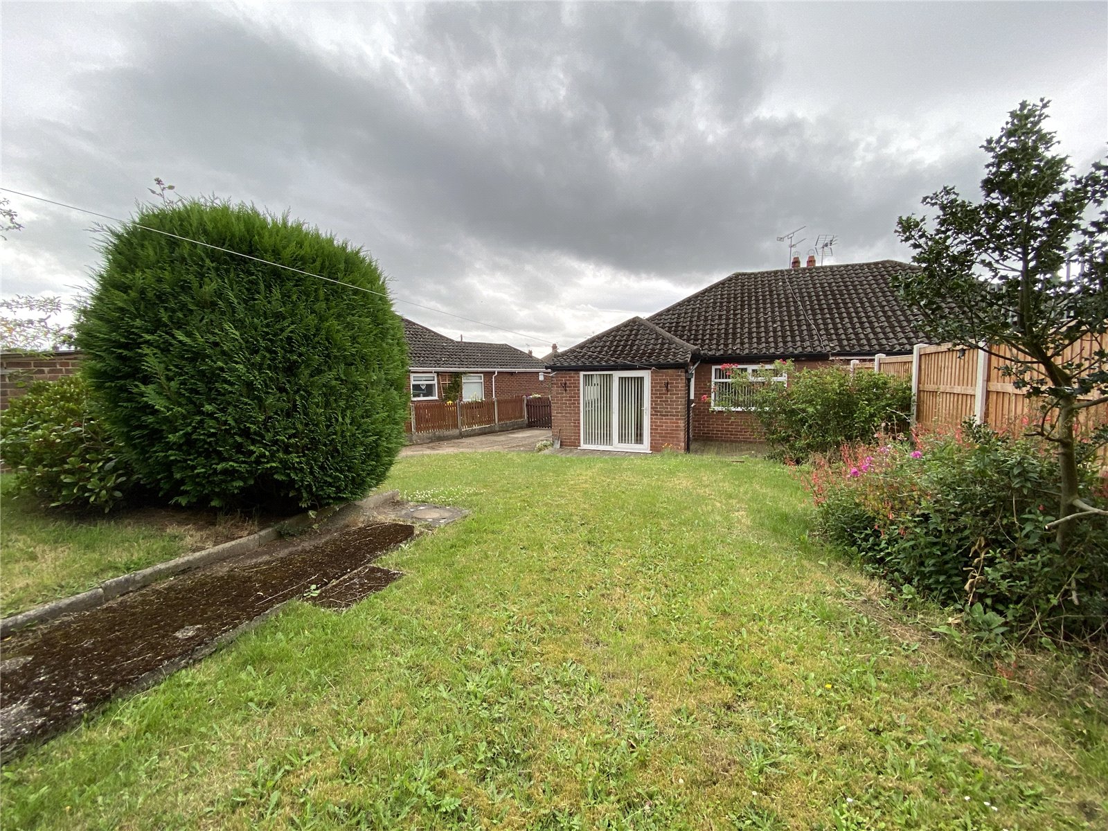 Whitegates Wrexham 2 bedroom Bungalow SSTC in Sandringham Road, Garden