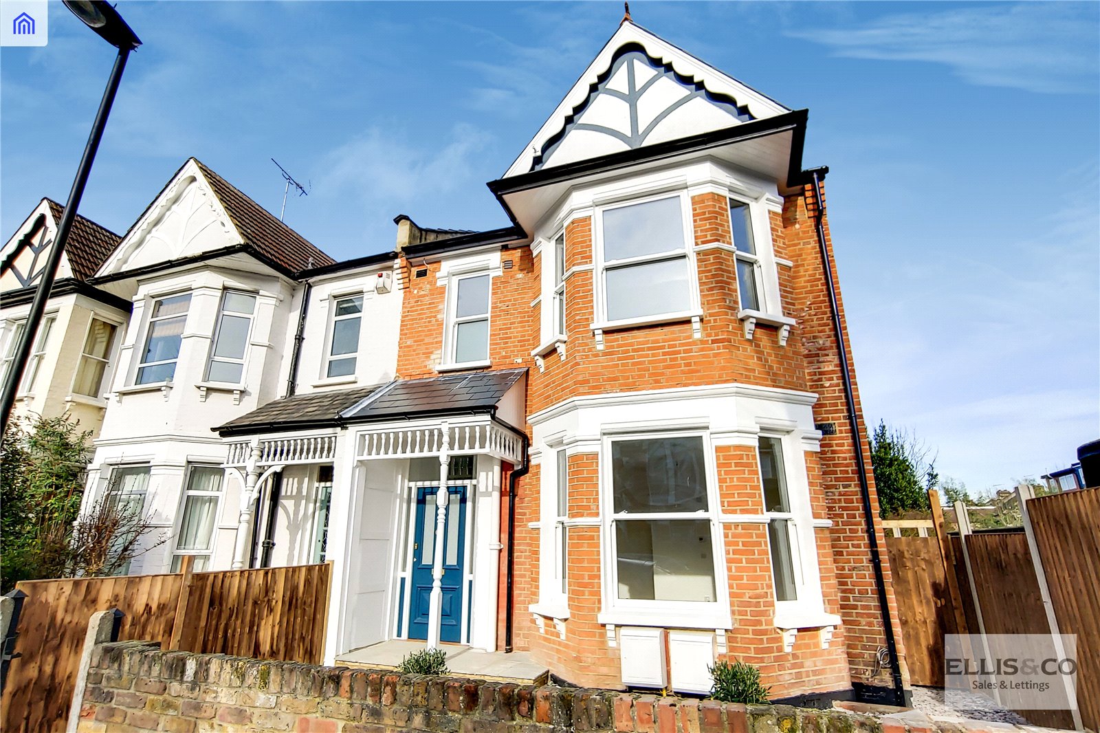 Ellis & Co Bounds Green 2 bedroom Flat SSTC in Maidstone Road, Bounds