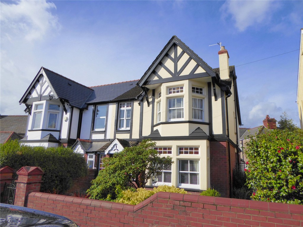 St Julians Avenue, Newport Martin & Co