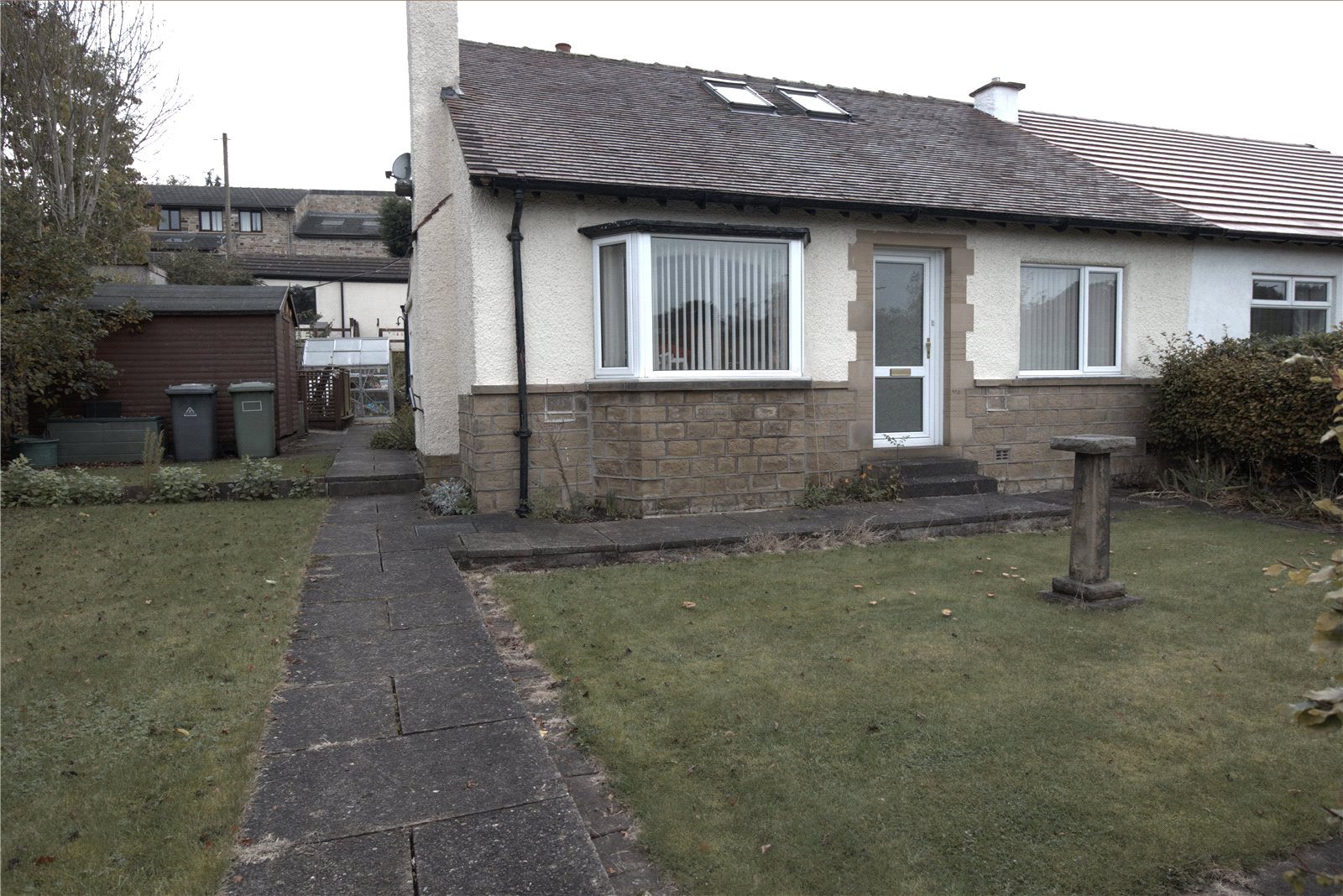Whitegates Huddersfield 3 bedroom Bungalow Let Agreed in Bradford Road