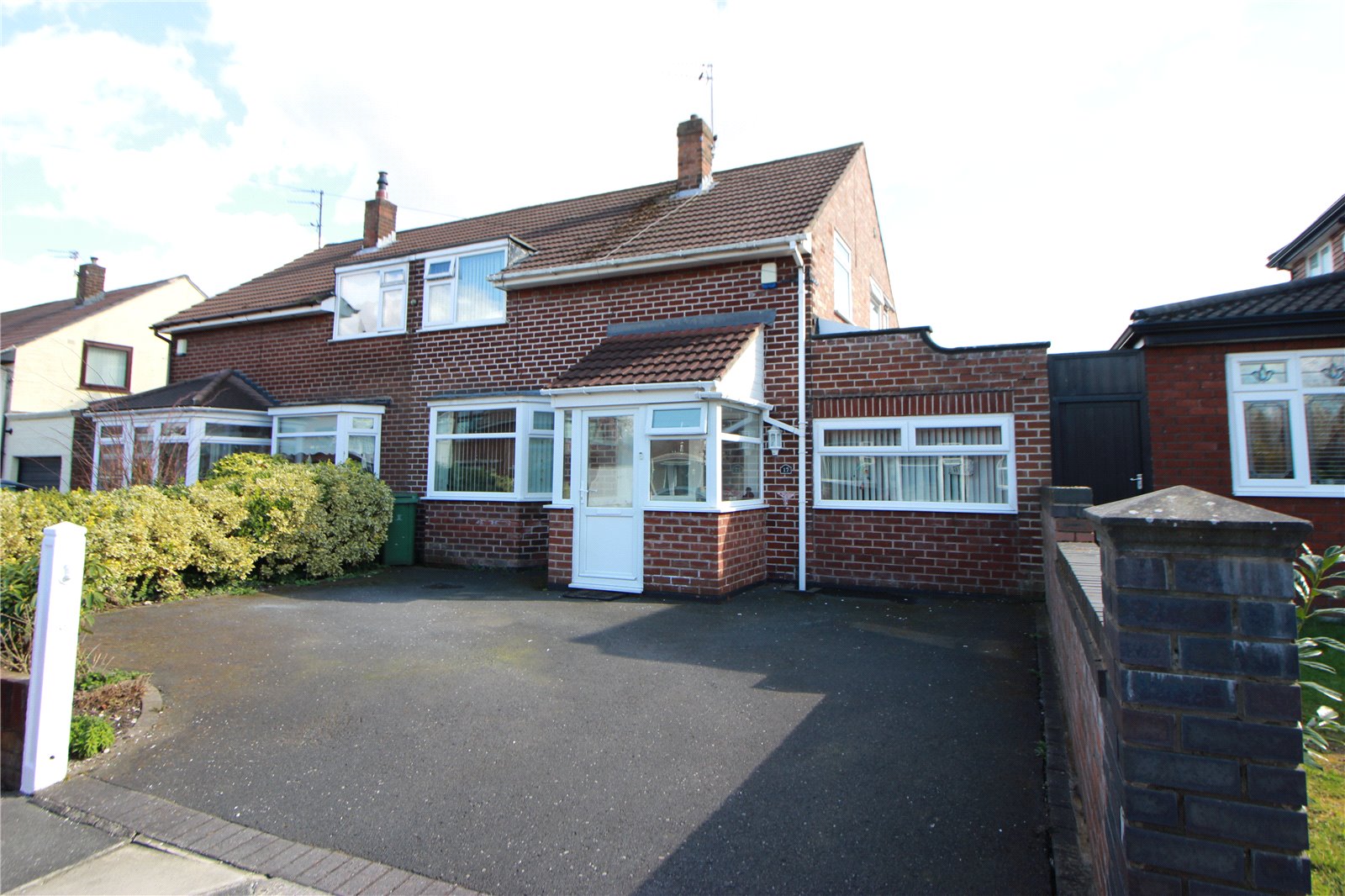 Whitegates West Derby 3 bedroom House For Sale in Yew Tree Close
