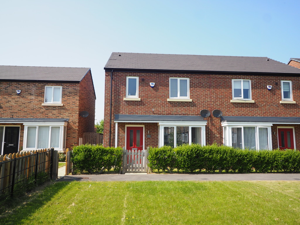 Martin & Co Guisborough 3 bedroom SemiDetached House Let in Maple