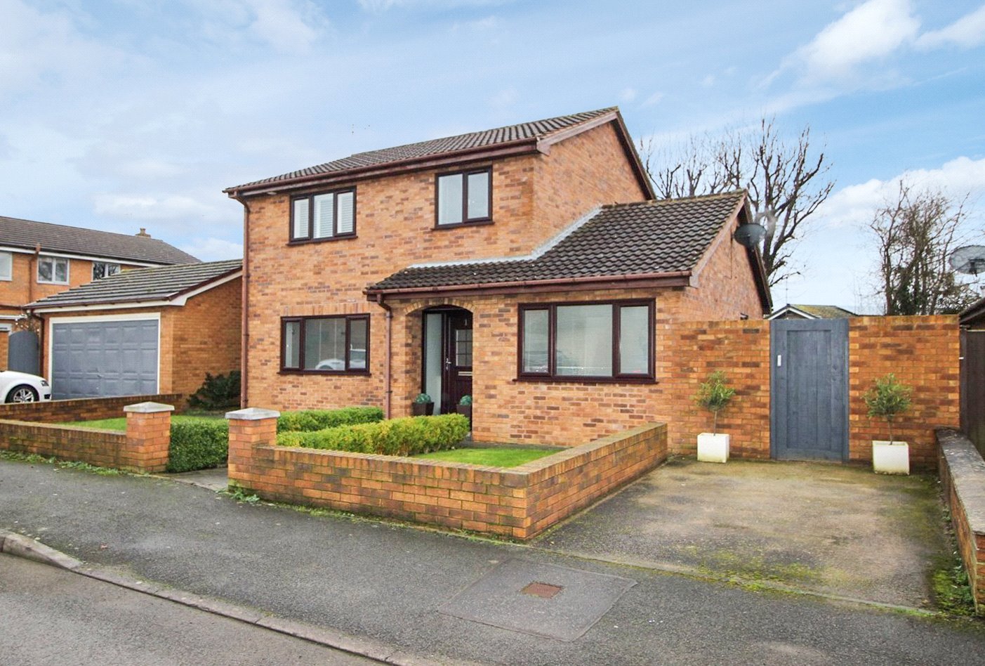 Whitegates Wrexham 4 bedroom House For Sale in Meadow Rise, Llay, Wrexham
