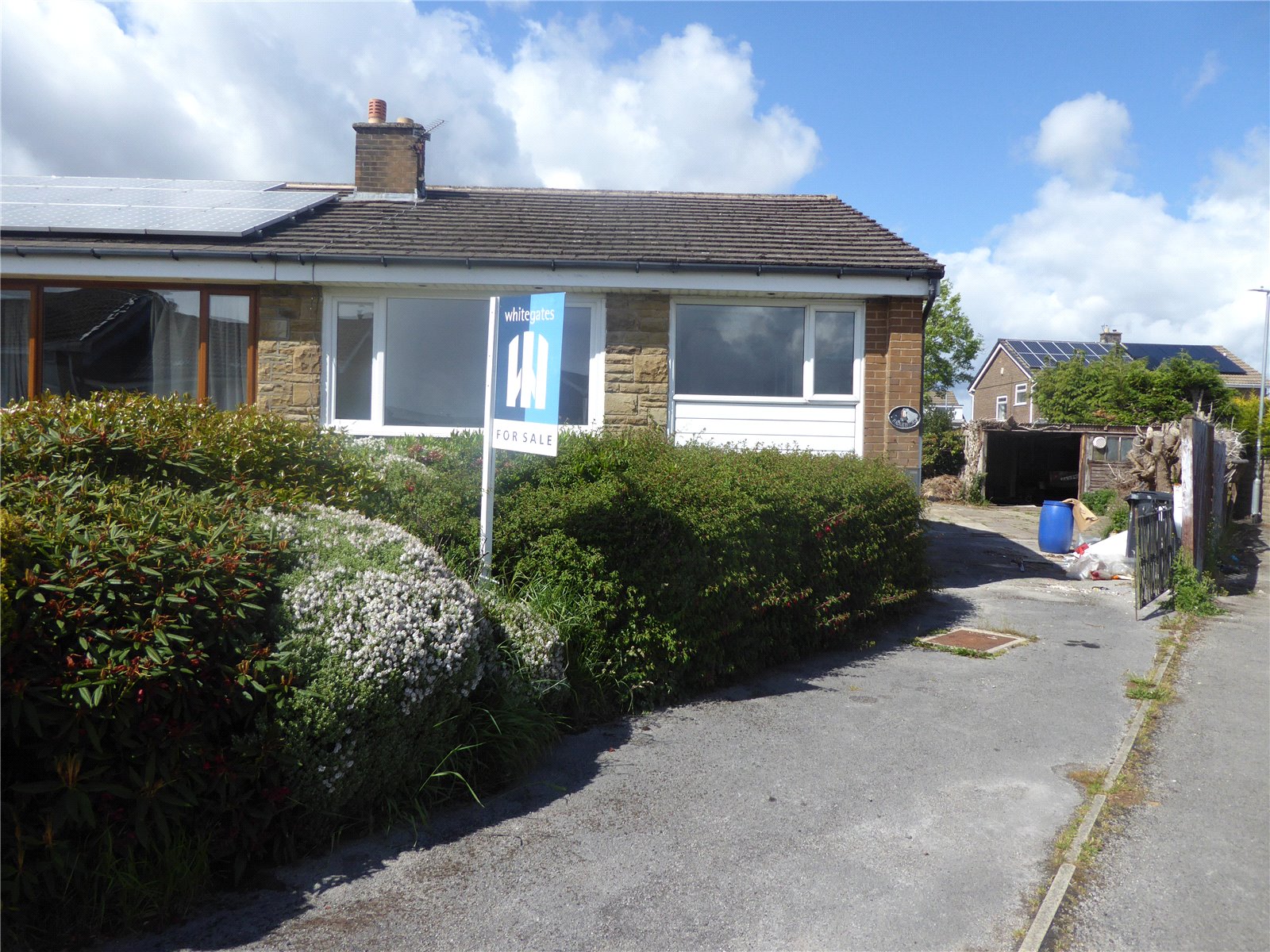 Whitegates Halifax 2 bedroom Bungalow SSTC in Heathmoor Close