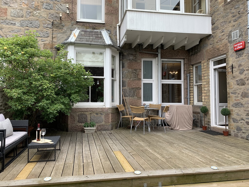 Gray Street, Aberdeen Martin & Co